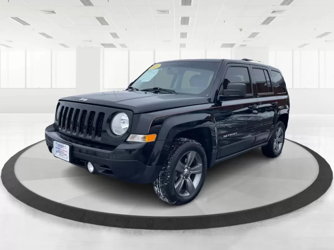 2015 Jeep Patriot High Altitude Edition (1C4NJRFB5FD) with an 2.4L I-4 DOHC engine, located at 1951 S Dayton Lakeview Rd., New Carlisle, OH, 45344, (937) 908-9800, 39.890999, -84.050255 - **Experience Adventure and Convenience with the 2015 Jeep Patriot at Advantage Car and Credit - New Carlisle, OH!**<br /> <br /> Are you ready to elevate your driving lifestyle? Whether you're a weekend adventurer seeking thrilling off-road experiences, a busy commuter needing reliable transportatio - Photo#8