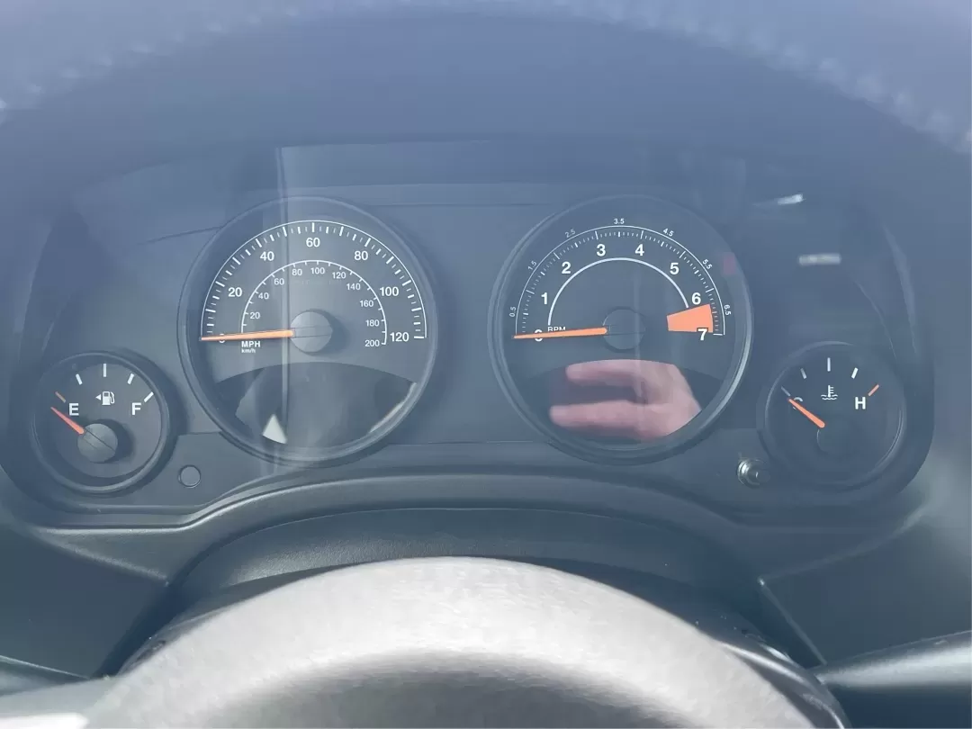 2015 Jeep Patriot High Altitude Edition (1C4NJRFB5FD) with an 2.4L I-4 DOHC engine, located at 1951 S Dayton Lakeview Rd., New Carlisle, OH, 45344, (937) 908-9800, 39.890999, -84.050255 - **Experience Adventure and Convenience with the 2015 Jeep Patriot at Advantage Car and Credit - New Carlisle, OH!**<br /> <br /> Are you ready to elevate your driving lifestyle? Whether you're a weekend adventurer seeking thrilling off-road experiences, a busy commuter needing reliable transportatio - Photo#14