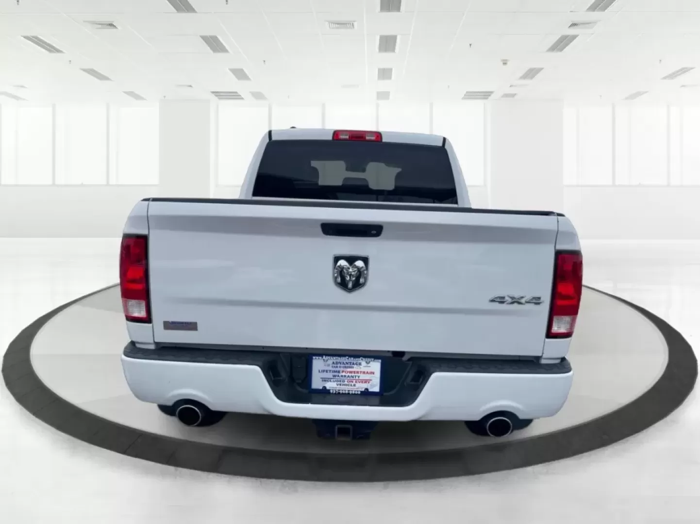 2017 Ram 1500 Express Quad Cab 4x4 6'4 Box (1C6RR7FT5HS) with an Other engine, located at 1951 S Dayton Lakeview Rd., New Carlisle, OH, 45344, (937) 908-9800, 39.890999, -84.050255 - **Unleash Your Adventurous Spirit with the 2017 Ram 1500 Express Quad Cab at Advantage Car and Credit!**<br /> <br /> Are you ready to elevate your outdoor adventures or tackle those long commutes with confidence? Look no further! The 2017 Ram 1500 Express Quad Cab 4x4 is not just a truck; it's a li - Photo#3