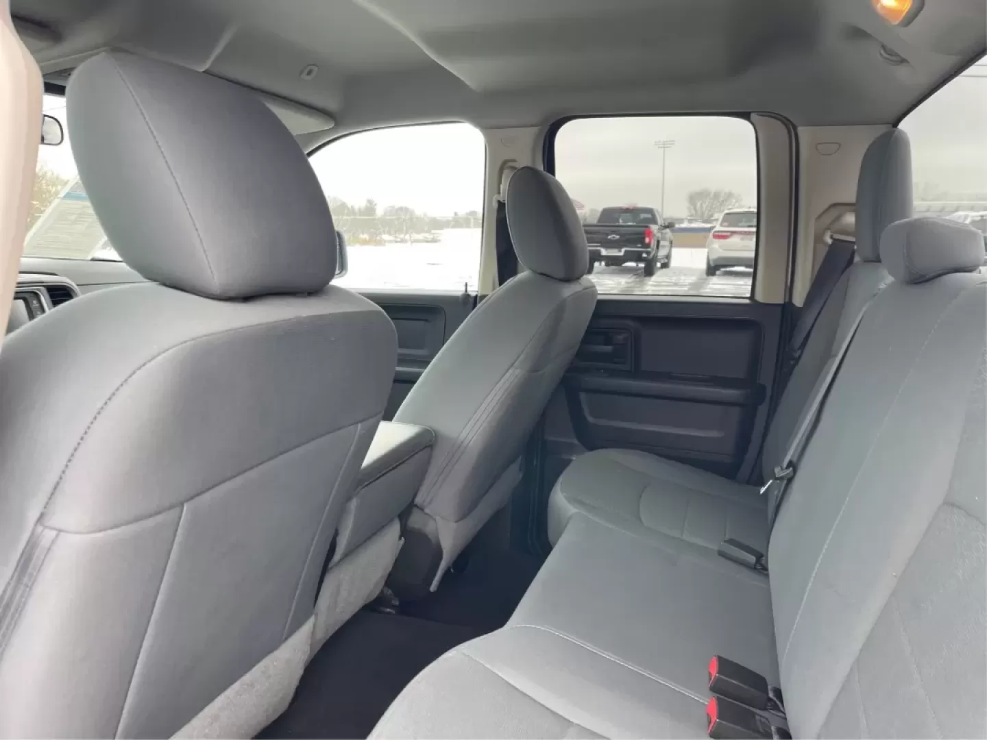 2017 Ram 1500 Express Quad Cab 4x4 6'4 Box (1C6RR7FT5HS) with an Other engine, located at 1951 S Dayton Lakeview Rd., New Carlisle, OH, 45344, (937) 908-9800, 39.890999, -84.050255 - **Unleash Your Adventurous Spirit with the 2017 Ram 1500 Express Quad Cab at Advantage Car and Credit!**<br /> <br /> Are you ready to elevate your outdoor adventures or tackle those long commutes with confidence? Look no further! The 2017 Ram 1500 Express Quad Cab 4x4 is not just a truck; it's a li - Photo#10