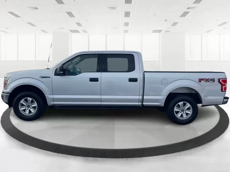 2019 Ford F-150 XLT (1FTFW1E42KK) with an 3.5L V6 DOHC 24V engine, 6A transmission, located at 401 Woodman Dr, Riverside, OH, 45431, (937) 908-9800, 39.760899, -84.123421 - **Experience Adventure and Reliability with the 2019 Ford F-150 XLT at Advantage Car and Credit - New Carlisle!**<br /> <br /> Are you in search of a vehicle that can keep up with your active lifestyle? Whether you're hauling the family for a weekend getaway, navigating daily commutes, or tackling o - Photo#5