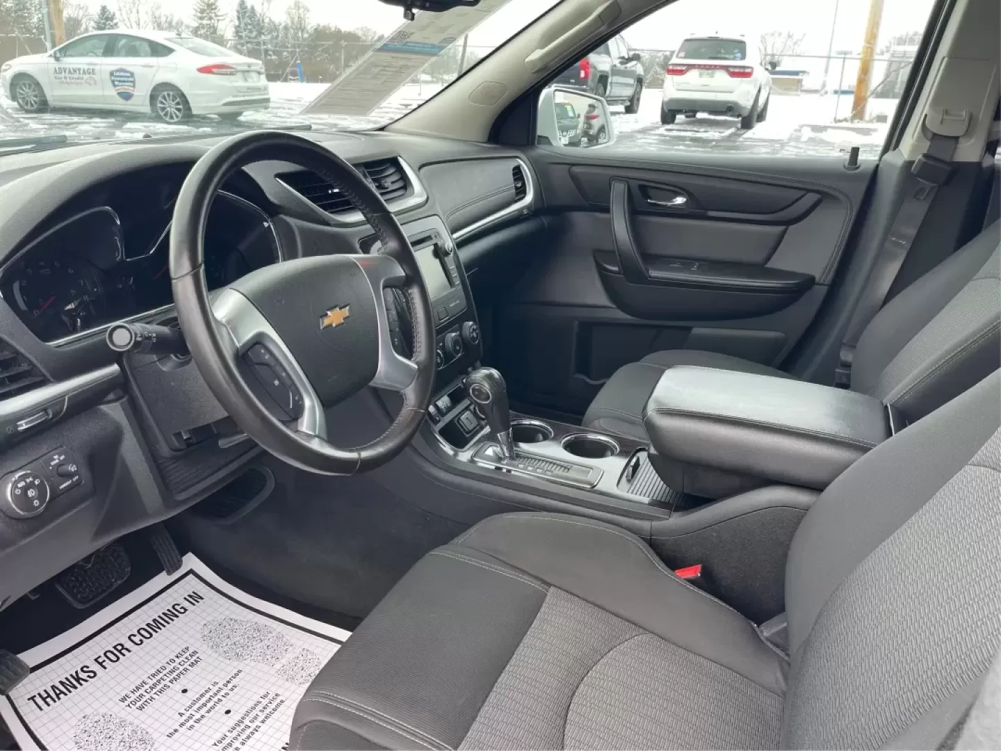 2017 Chevrolet Traverse 1LT (1GNKRGKDXHJ) with an 3.6L V-6 gasoline direct injection engine, located at 880 E. National Road, Vandalia, OH, 45377, (937) 908-9800, 39.891918, -84.183594 - **Explore the Open Road with the 2017 Chevrolet Traverse: Your Family's Ideal Adventure Companion!**<br /> <br /> Are you seeking a versatile SUV that effortlessly blends comfort, style, and practicality? Look no further than the stunning 2017 Chevrolet Traverse 1LT, available now at Advantage Car a - Photo#9