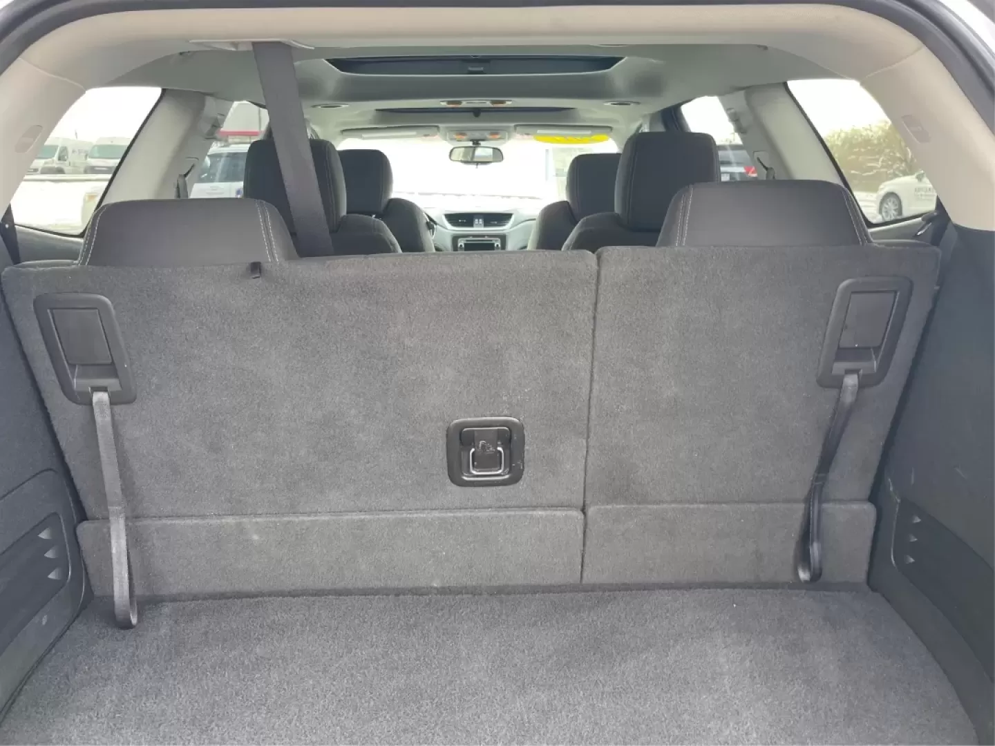 2017 Chevrolet Traverse 1LT (1GNKRGKDXHJ) with an 3.6L V-6 gasoline direct injection engine, located at 880 E. National Road, Vandalia, OH, 45377, (937) 908-9800, 39.891918, -84.183594 - **Explore the Open Road with the 2017 Chevrolet Traverse: Your Family's Ideal Adventure Companion!**<br /> <br /> Are you seeking a versatile SUV that effortlessly blends comfort, style, and practicality? Look no further than the stunning 2017 Chevrolet Traverse 1LT, available now at Advantage Car a - Photo#12