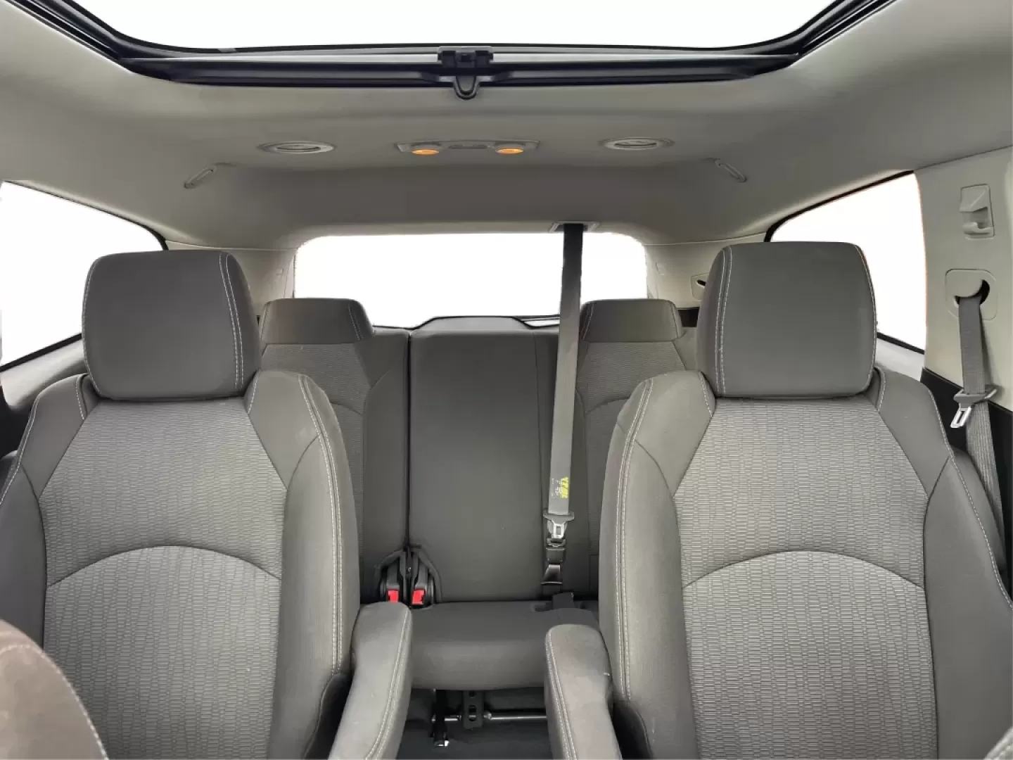 2017 Chevrolet Traverse 1LT (1GNKRGKDXHJ) with an 3.6L V-6 gasoline direct injection engine, located at 880 E. National Road, Vandalia, OH, 45377, (937) 908-9800, 39.891918, -84.183594 - **Explore the Open Road with the 2017 Chevrolet Traverse: Your Family's Ideal Adventure Companion!**<br /> <br /> Are you seeking a versatile SUV that effortlessly blends comfort, style, and practicality? Look no further than the stunning 2017 Chevrolet Traverse 1LT, available now at Advantage Car a - Photo#14