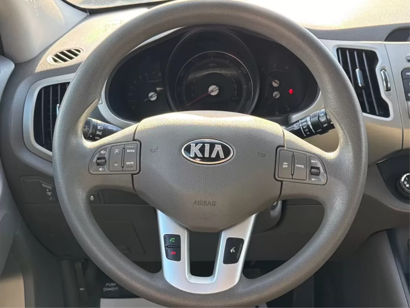 2013 Kia Sportage LX (KNDPB3A27D7) with an 2.4L I-4 DOHC engine, located at 1099 N County Rd 25A , Troy, OH, 45373, (937) 908-9800, 40.057079, -84.212883 - **Discover Your Next Adventure with the 2013 Kia Sportage at Jamestown Auto Sales!**<br /> <br /> Are you ready to elevate your weekend adventures or make your daily commute more enjoyable? The 2013 Kia Sportage LX is your ticket to a versatile lifestyle, perfectly designed for those who crave both - Photo#16