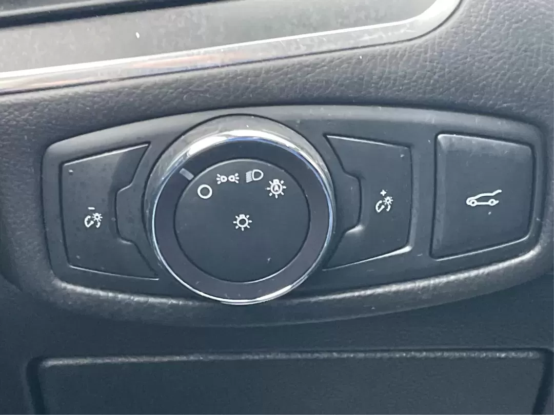 2017 Ford Edge Titanium (2FMPK4K86HB) with an Other engine, located at 1951 S Dayton Lakeview Rd., New Carlisle, OH, 45344, (937) 908-9800, 39.890999, -84.050255 - Unleash your adventurous spirit with the 2017 Ford Edge Titanium SUV, now available at Advantage Car and Credit in New Carlisle, OH! This versatile vehicle is perfect for families on the go, commuters looking for comfort, or anyone who enjoys weekend adventures. With a spacious interior and robust c - Photo#17