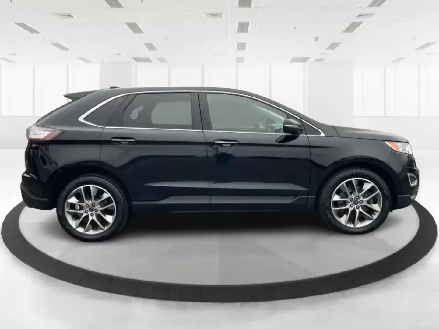 2017 Ford Edge Titanium (2FMPK4K86HB) with an 3.5L V6 DOHC 24V engine, 6A transmission, located at 8750 N County Rd 25A, Piqua, OH, 45356, (937) 908-9800, 40.164391, -84.232513 - Unleash your adventurous spirit with the 2017 Ford Edge Titanium SUV, now available at Advantage Car and Credit in New Carlisle, OH! This versatile vehicle is perfect for families on the go, commuters looking for comfort, or anyone who enjoys weekend adventures. With a spacious interior and robust c - Photo#1