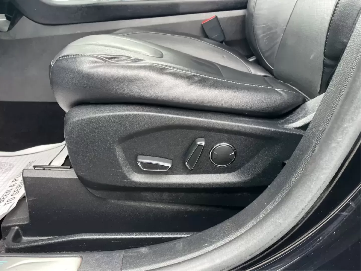 2017 Ford Edge Titanium (2FMPK4K86HB) with an 3.5L V6 DOHC 24V engine, 6A transmission, located at 8750 N County Rd 25A, Piqua, OH, 45356, (937) 908-9800, 40.164391, -84.232513 - Unleash your adventurous spirit with the 2017 Ford Edge Titanium SUV, now available at Advantage Car and Credit in New Carlisle, OH! This versatile vehicle is perfect for families on the go, commuters looking for comfort, or anyone who enjoys weekend adventures. With a spacious interior and robust c - Photo#18
