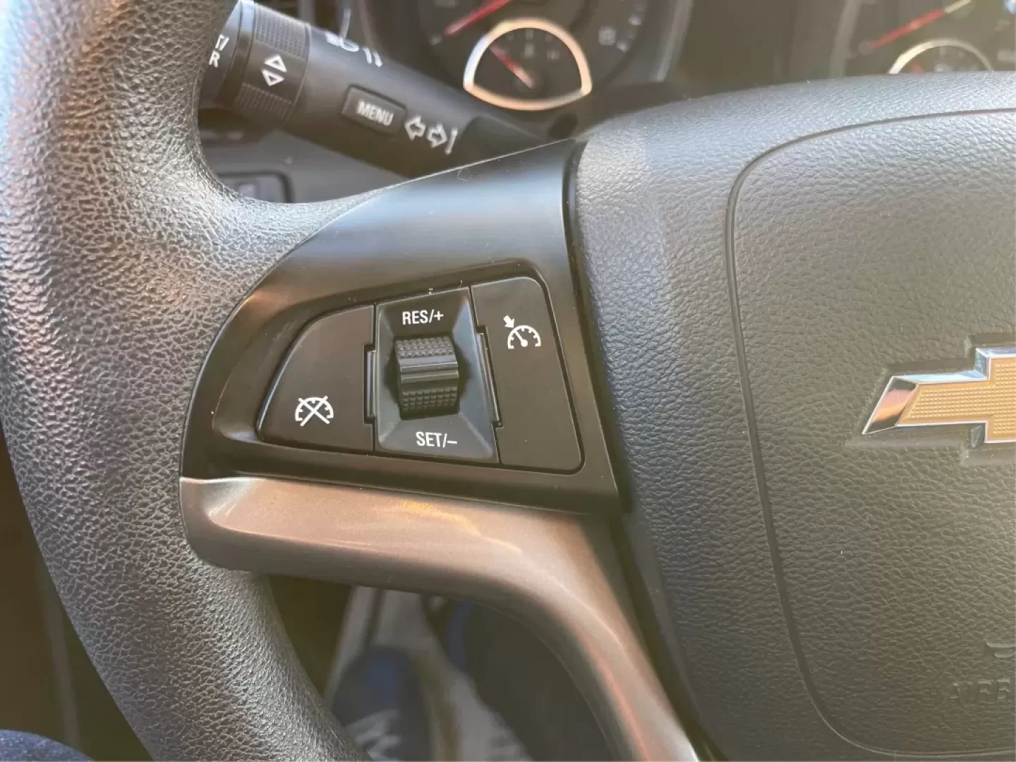 2014 Chevrolet Malibu 1LT (1G11C5SL7EF) with an ECOTEC 2.5L I-4 gasoline direct injection engine, located at 1230 East Main St, Xenia, OH, 45385, (937) 908-9800, 39.688026, -83.910172 - Are you ready to elevate your daily commute or make unforgettable memories on weekend adventures? The 2014 Chevrolet Malibu 1LT, now available at Advantage Car and Credit in Xenia, OH, is the perfect sedan for those seeking a reliable, stylish, and feature-packed vehicle without breaking the bank. W - Photo#16