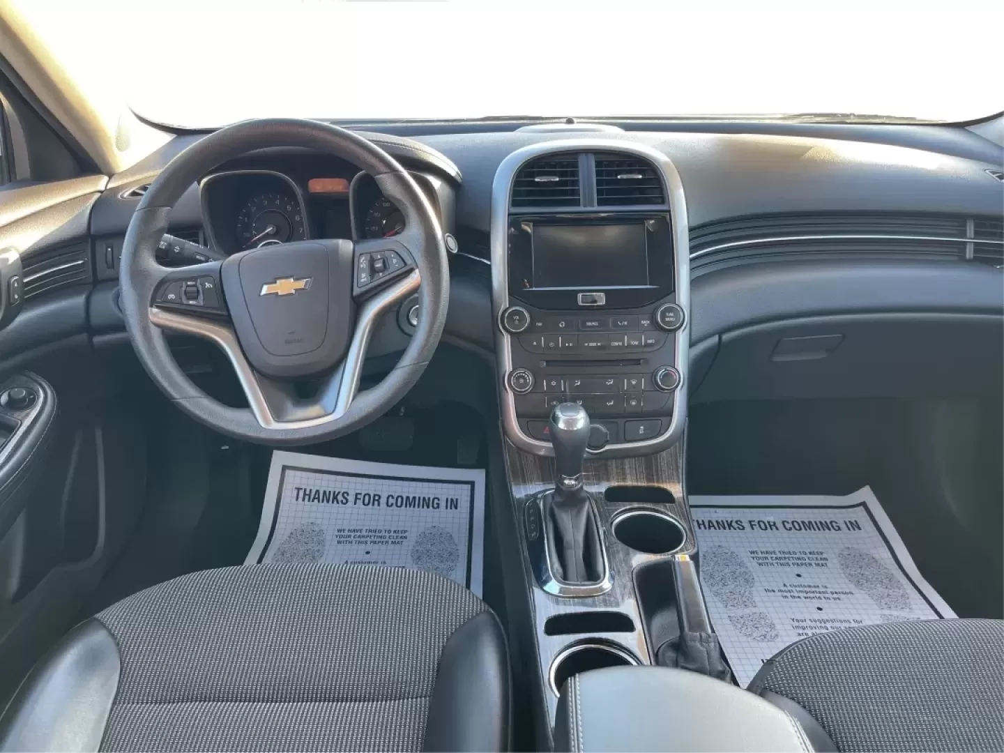 2014 Chevrolet Malibu 1LT (1G11C5SL7EF) with an ECOTEC 2.5L I-4 gasoline direct injection engine, located at 1230 East Main St, Xenia, OH, 45385, (937) 908-9800, 39.688026, -83.910172 - Are you ready to elevate your daily commute or make unforgettable memories on weekend adventures? The 2014 Chevrolet Malibu 1LT, now available at Advantage Car and Credit in Xenia, OH, is the perfect sedan for those seeking a reliable, stylish, and feature-packed vehicle without breaking the bank. W - Photo#21