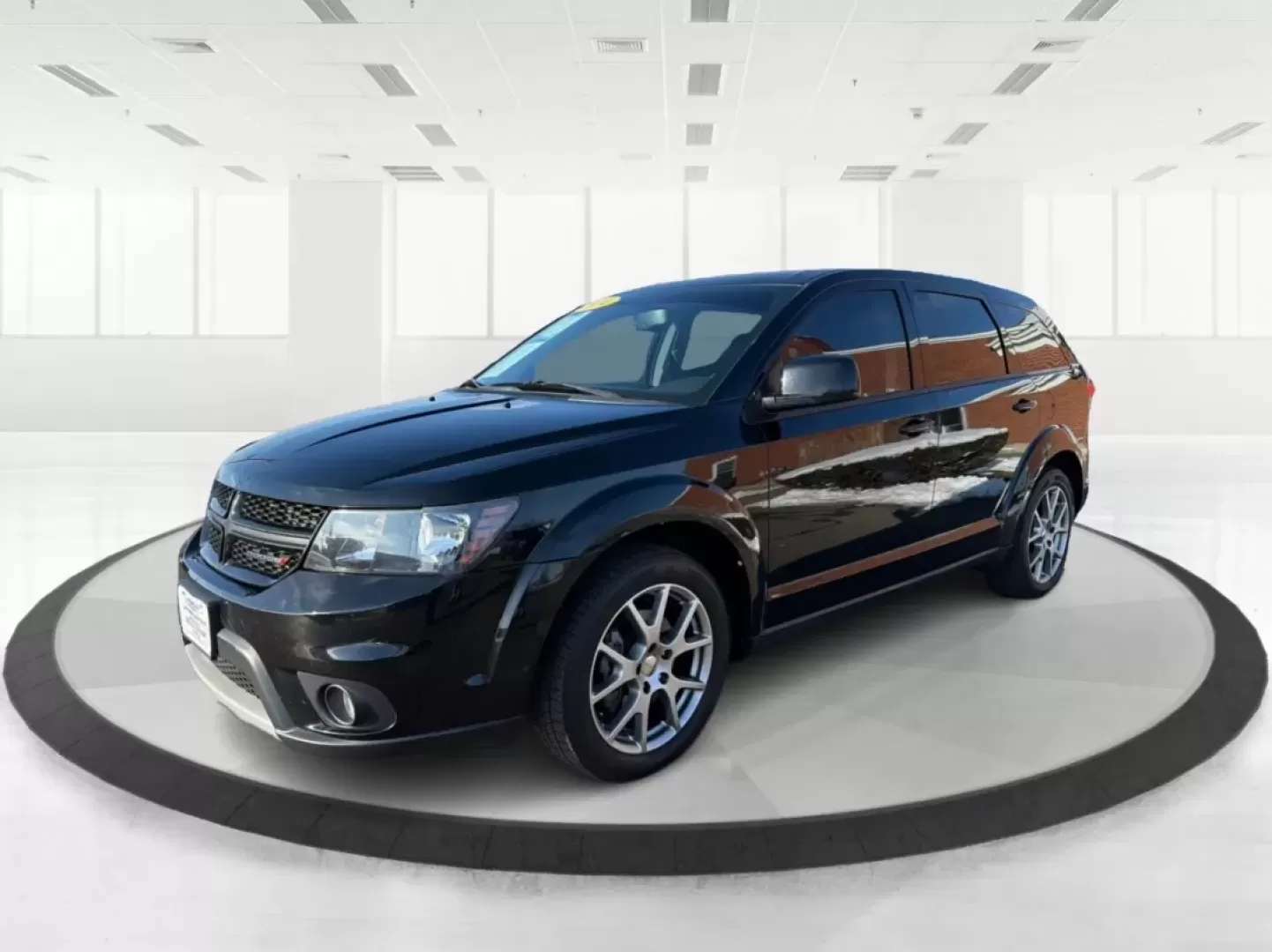 2014 Dodge Journey R/T (3C4PDCEG9ET) with an 3.6L V-6 DOHC engine, located at 1184 Kauffman Ave, Fairborn, OH, 45324, (937) 908-9800, 39.807072, -84.030914 - **Unleash Your Adventurous Spirit with the 2014 Dodge Journey R/T** <br /> <br /> If you're seeking a versatile SUV that seamlessly fits into your active lifestyle, look no further than the 2014 Dodge Journey R/T available at Advantage Car and Credit in Fairborn, OH. Perfect for family road trips, w - Photo#8