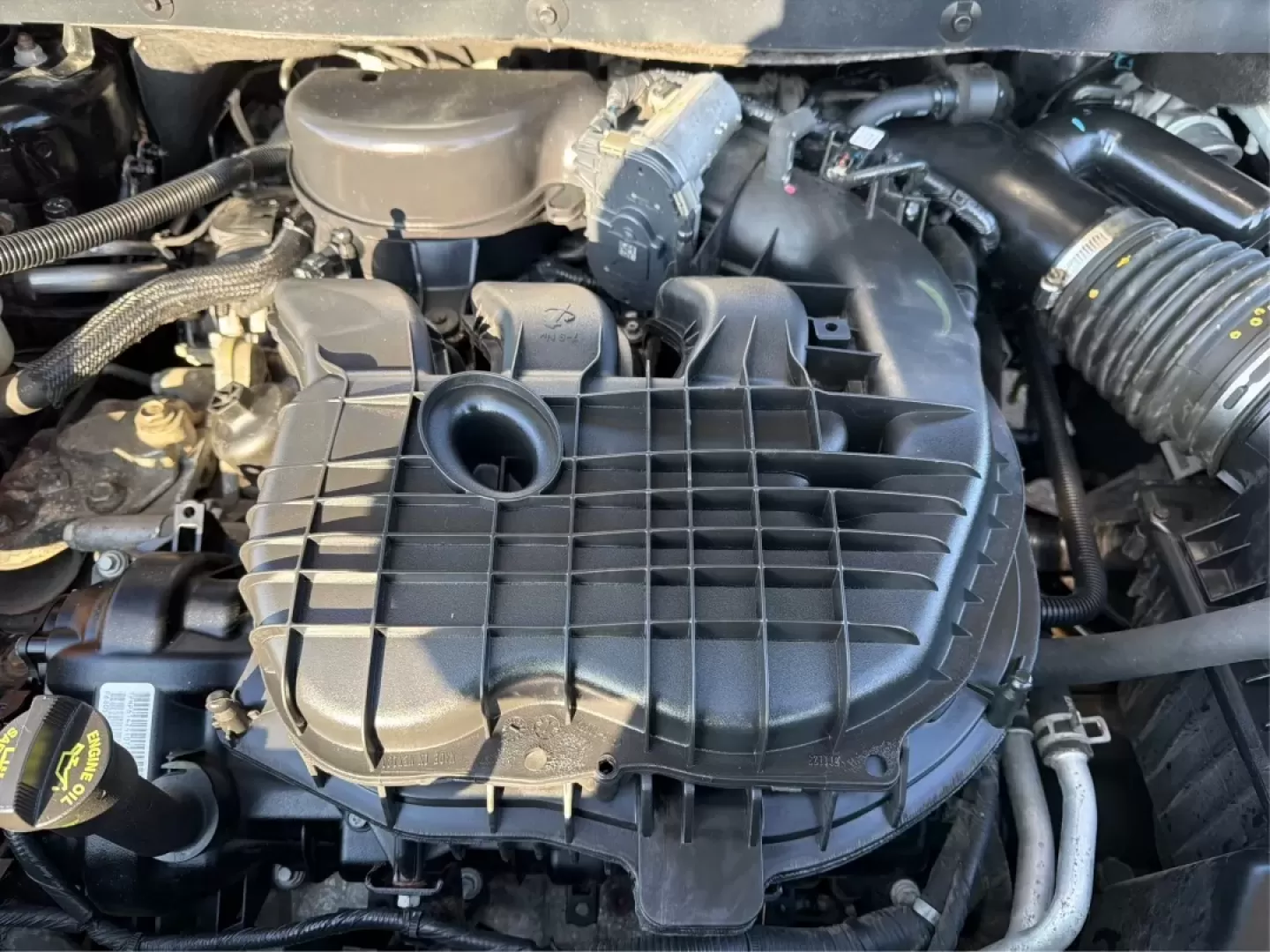 2014 Dodge Journey R/T (3C4PDCEG9ET) with an 3.6L V-6 DOHC engine, located at 1184 Kauffman Ave, Fairborn, OH, 45324, (937) 908-9800, 39.807072, -84.030914 - **Unleash Your Adventurous Spirit with the 2014 Dodge Journey R/T** <br /> <br /> If you're seeking a versatile SUV that seamlessly fits into your active lifestyle, look no further than the 2014 Dodge Journey R/T available at Advantage Car and Credit in Fairborn, OH. Perfect for family road trips, w - Photo#11