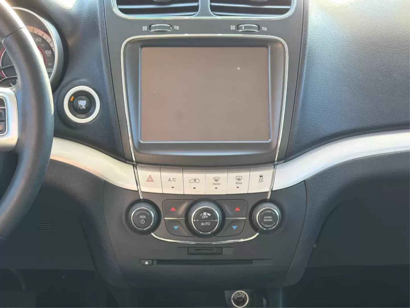 2014 Dodge Journey R/T (3C4PDCEG9ET) with an 3.6L V-6 DOHC engine, located at 1184 Kauffman Ave, Fairborn, OH, 45324, (937) 908-9800, 39.807072, -84.030914 - **Unleash Your Adventurous Spirit with the 2014 Dodge Journey R/T** <br /> <br /> If you're seeking a versatile SUV that seamlessly fits into your active lifestyle, look no further than the 2014 Dodge Journey R/T available at Advantage Car and Credit in Fairborn, OH. Perfect for family road trips, w - Photo#21