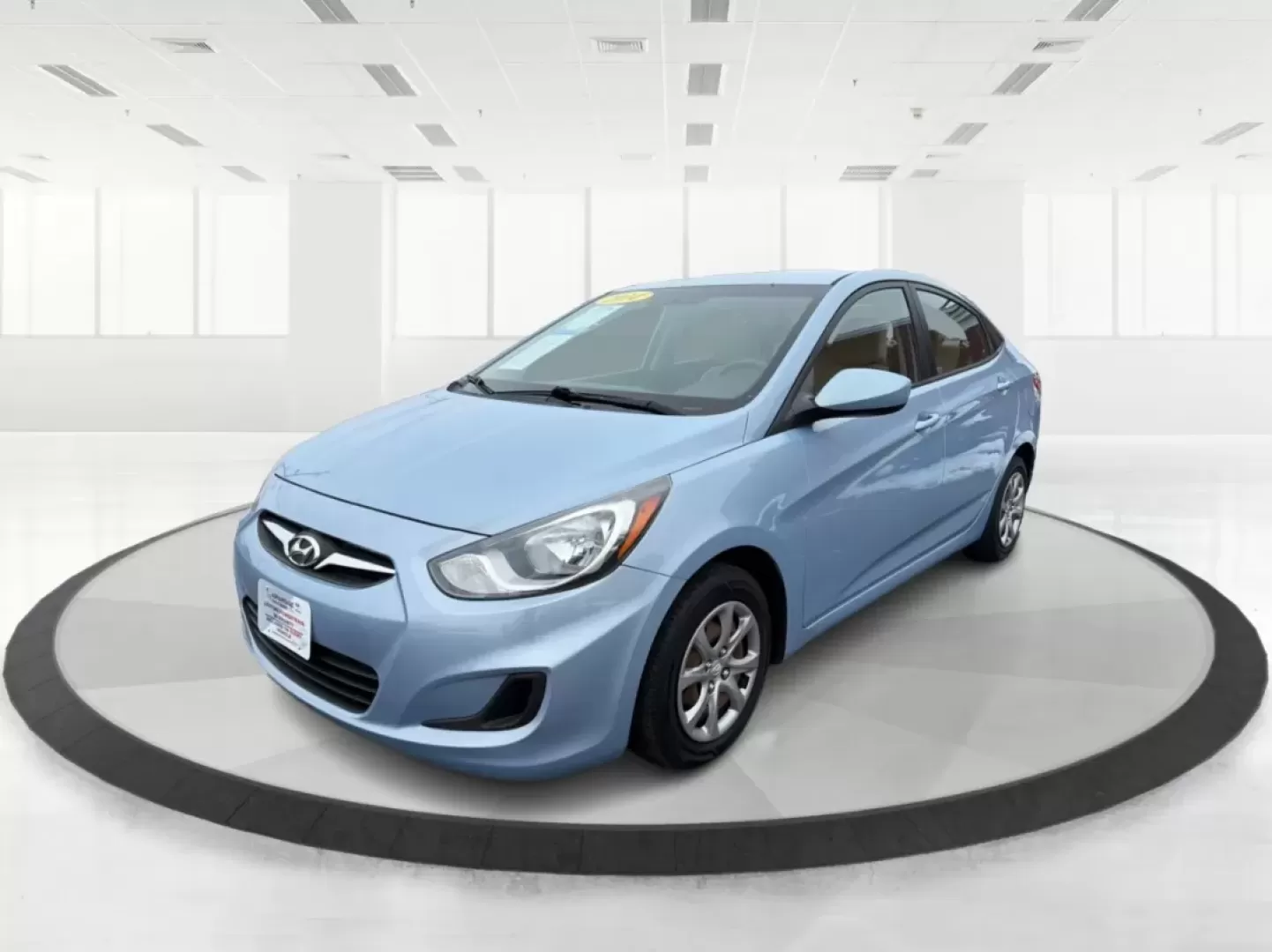 2014 Hyundai Accent GLS (KMHCT4AE6EU) with an 1.6L I-4 gasoline direct injection engine, located at 4508 South Dixie Dr, Moraine, OH, 45439, (937) 908-9800, 39.689976, -84.218452 - Discover the perfect blend of reliability and style with the 2014 Hyundai Accent GLS, an exceptional sedan ideally suited for budget-conscious buyers and those embarking on new journeys. Whether you're navigating the bustling streets of Moraine, OH, or taking a scenic drive through nearby Dayton, th - Photo#7
