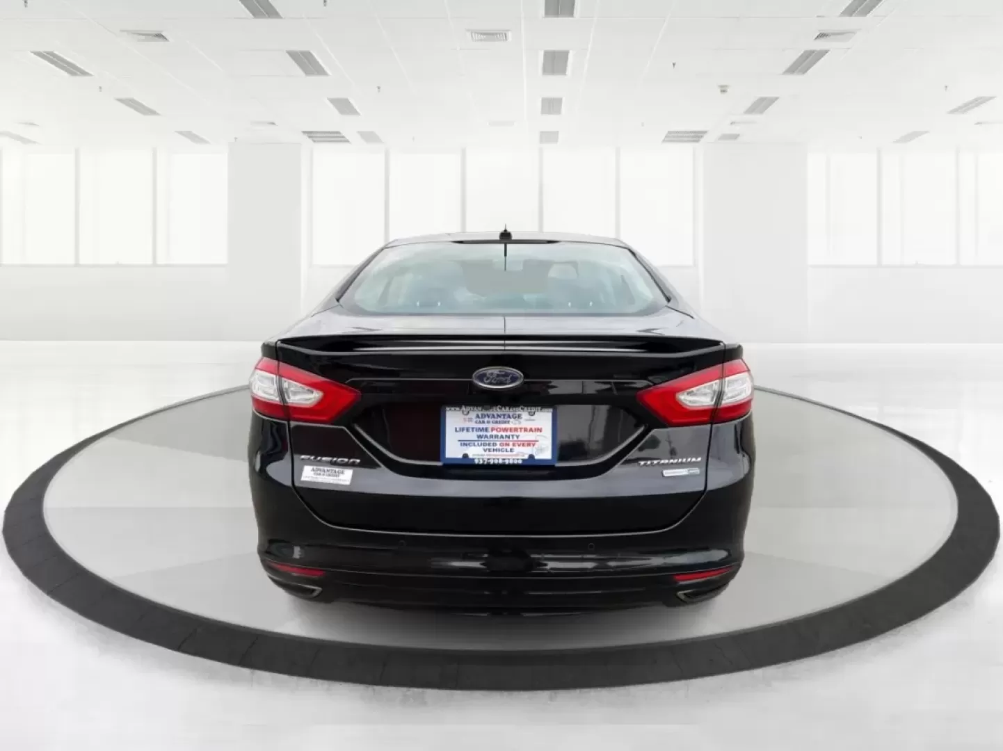 2016 Ford Fusion Titanium (3FA6P0D99GR) with an EcoBoost 2L I-4 gasoline direct injection engine, located at 8750 N County Rd 25A, Piqua, OH, 45356, (937) 908-9800, 40.164391, -84.232513 - **Experience Everyday Luxury with the 2016 Ford Fusion Titanium - Perfect for Your Active Lifestyle!**<br /> <br /> Elevate your daily commute or weekend getaways with the stunning 2016 Ford Fusion Titanium, now available at Advantage Car and Credit Piqua, located at 8750 N County Rd 25A, Piqua, OH - Photo#3