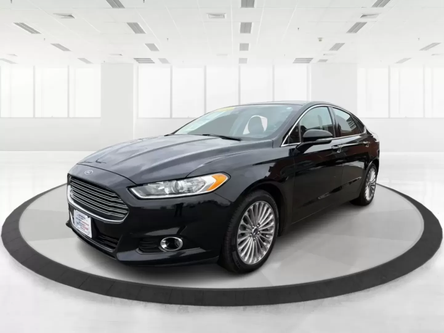 2016 Ford Fusion Titanium (3FA6P0D99GR) with an EcoBoost 2L I-4 gasoline direct injection engine, located at 8750 N County Rd 25A, Piqua, OH, 45356, (937) 908-9800, 40.164391, -84.232513 - **Experience Everyday Luxury with the 2016 Ford Fusion Titanium - Perfect for Your Active Lifestyle!**<br /> <br /> Elevate your daily commute or weekend getaways with the stunning 2016 Ford Fusion Titanium, now available at Advantage Car and Credit Piqua, located at 8750 N County Rd 25A, Piqua, OH - Photo#8