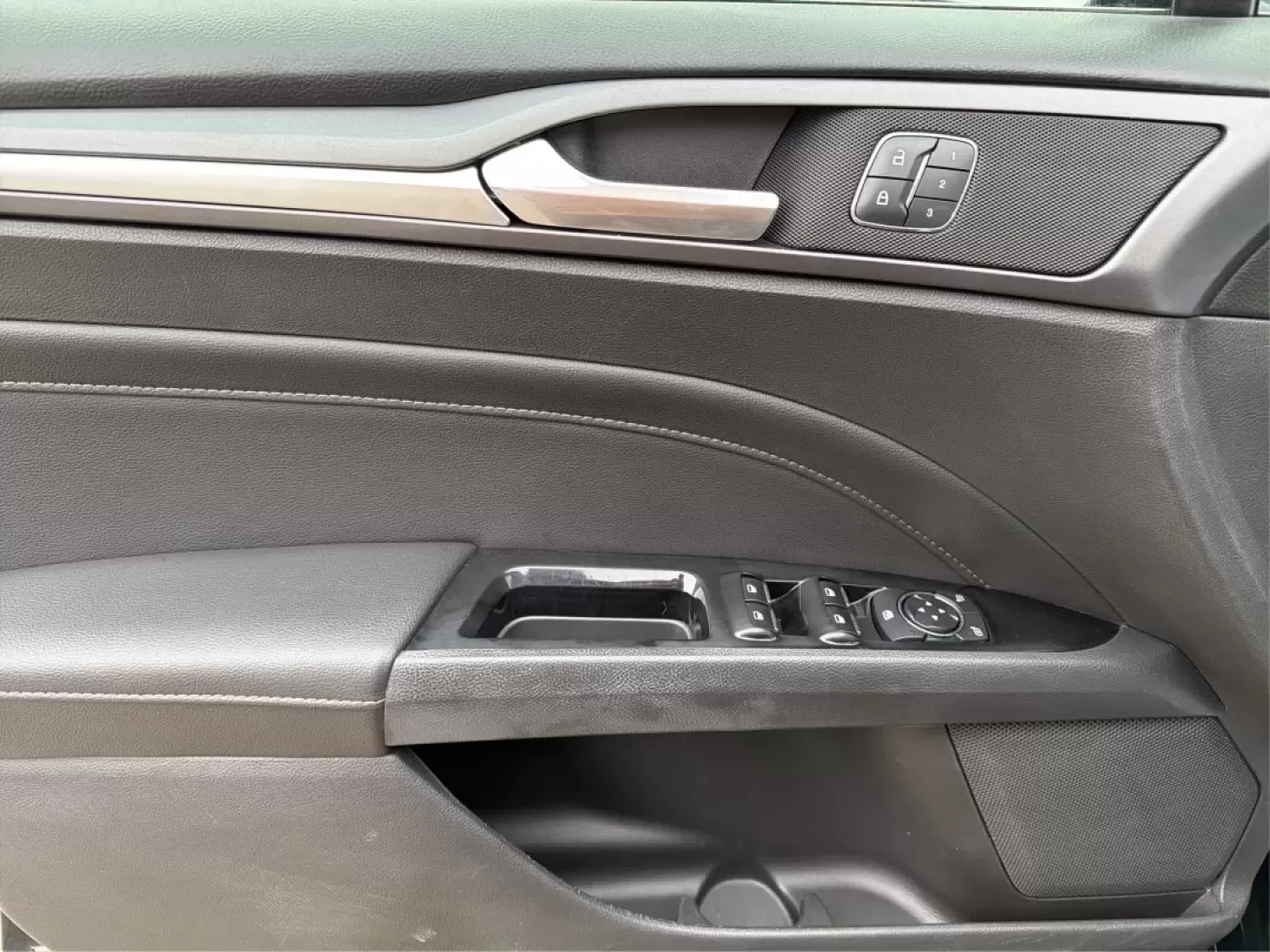 2016 Ford Fusion Titanium (3FA6P0D99GR) with an EcoBoost 2L I-4 gasoline direct injection engine, located at 8750 N County Rd 25A, Piqua, OH, 45356, (937) 908-9800, 40.164391, -84.232513 - **Experience Everyday Luxury with the 2016 Ford Fusion Titanium - Perfect for Your Active Lifestyle!**<br /> <br /> Elevate your daily commute or weekend getaways with the stunning 2016 Ford Fusion Titanium, now available at Advantage Car and Credit Piqua, located at 8750 N County Rd 25A, Piqua, OH - Photo#19