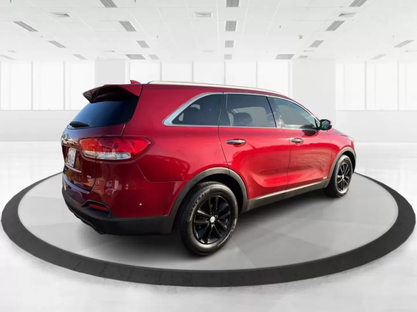 2017 Kia Sorento 2.4L LX (5XYPGDA38HG) with an 2.4L I-4 gasoline direct injection engine, located at 1184 Kauffman Ave, Fairborn, OH, 45324, (937) 908-9800, 39.807072, -84.030914 - **Adventure Awaits with the 2017 Kia Sorento at Advantage Car and Credit Fairborn!**<br /> <br /> Are you searching for the perfect SUV that can handle both your daily commute and weekend adventures? Look no further than this stunning 2017 Kia Sorento, located right here at Advantage Car and Credit - Photo#2