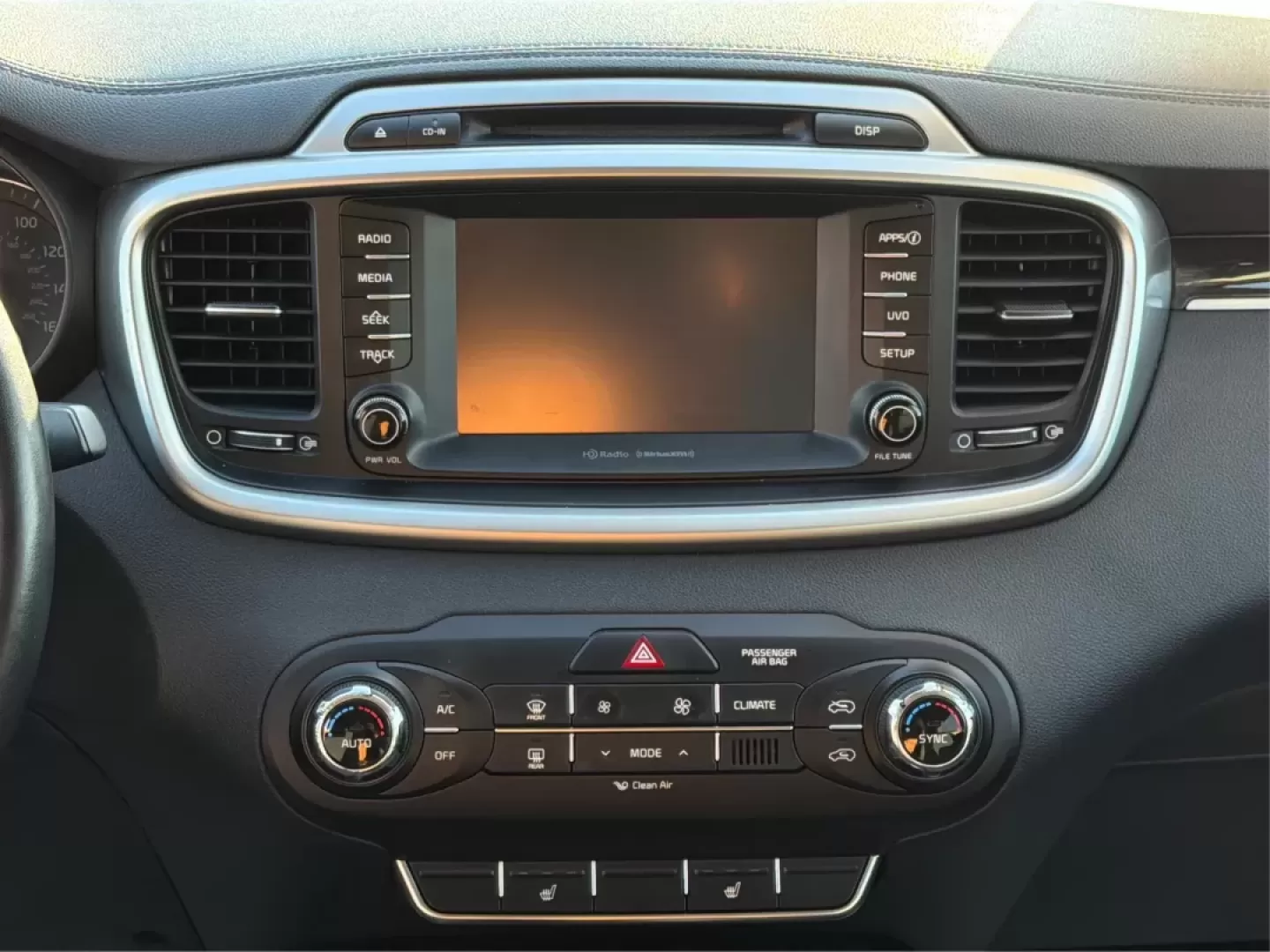 2017 Kia Sorento 2.4L LX (5XYPGDA38HG) with an 2.4L I-4 gasoline direct injection engine, located at 1184 Kauffman Ave, Fairborn, OH, 45324, (937) 908-9800, 39.807072, -84.030914 - **Adventure Awaits with the 2017 Kia Sorento at Advantage Car and Credit Fairborn!**<br /> <br /> Are you searching for the perfect SUV that can handle both your daily commute and weekend adventures? Look no further than this stunning 2017 Kia Sorento, located right here at Advantage Car and Credit - Photo#13