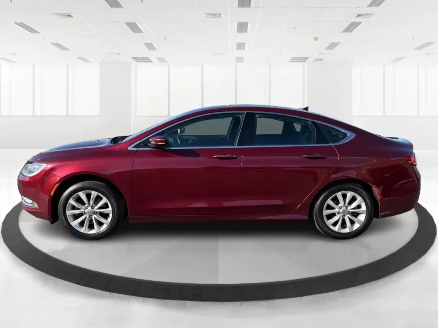 2015 Chrysler 200 C (1C3CCCCB6FN) with an Other engine, located at 4508 South Dixie Dr, Moraine, OH, 45439, (937) 908-9800, 39.689976, -84.218452 - **Elevate Your Everyday with the 2015 Chrysler 200 Sedan: Perfect for Your Lifestyle!**<br /> <br /> Are you searching for a reliable, stylish sedan that fits perfectly into your daily life? Look no further than this stunning 2015 Chrysler 200, available now at Advantage Car and Credit in Moraine, O - Photo#5