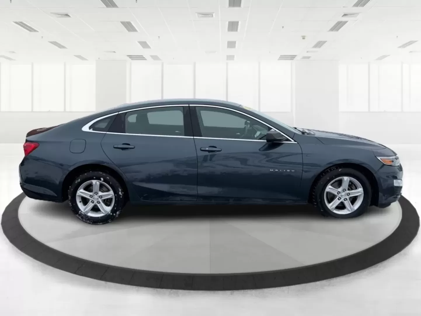 2020 Chevrolet Malibu LS (1G1ZB5ST8LF) with an 1.5L L4 DOHC 16V engine, 6-Speed Automatic transmission, located at 1951 S Dayton Lakeview Rd., New Carlisle, OH, 45344, (937) 908-9800, 39.890999, -84.050255 - **Unlock a New Chapter in Your Journey with the 2020 Chevrolet Malibu at Advantage Car and Credit - New Carlisle!**<br /> <br /> Are you searching for the perfect sedan that blends style, reliability, and modern technology? Look no further than the 2020 Chevrolet Malibu, available now at Advantage C - Photo#1