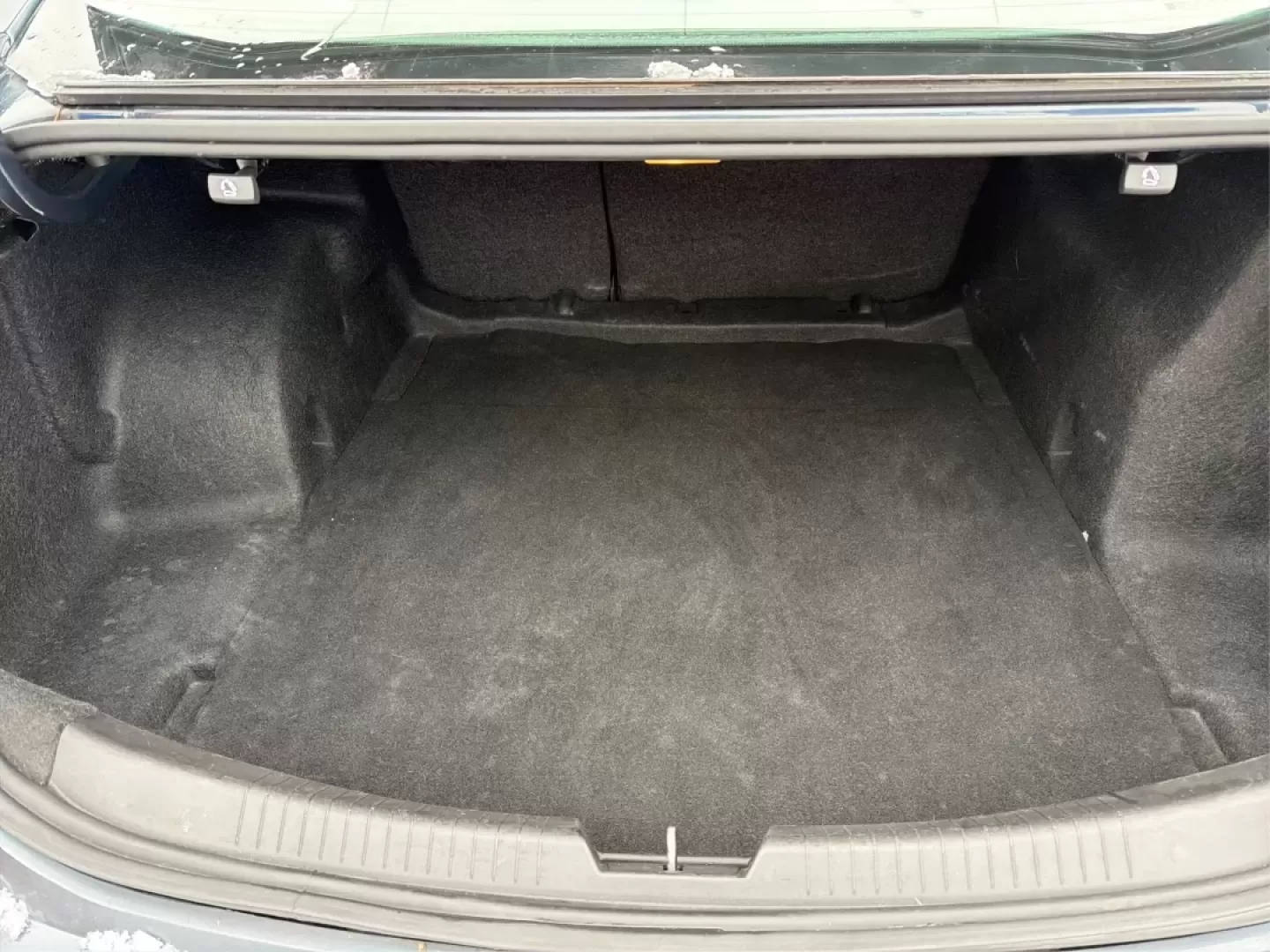 2020 Chevrolet Malibu LS (1G1ZB5ST8LF) with an 1.5L L4 DOHC 16V engine, 6-Speed Automatic transmission, located at 1951 S Dayton Lakeview Rd., New Carlisle, OH, 45344, (937) 908-9800, 39.890999, -84.050255 - **Unlock a New Chapter in Your Journey with the 2020 Chevrolet Malibu at Advantage Car and Credit - New Carlisle!**<br /> <br /> Are you searching for the perfect sedan that blends style, reliability, and modern technology? Look no further than the 2020 Chevrolet Malibu, available now at Advantage C - Photo#12