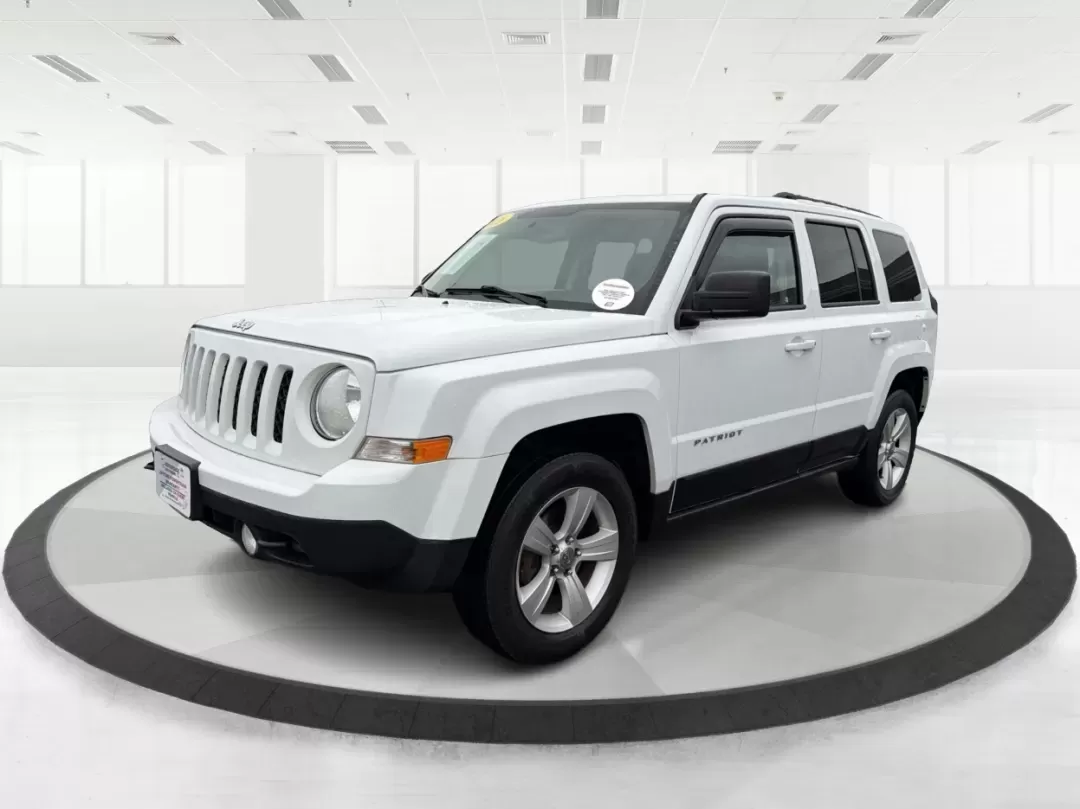 2016 Jeep Patriot Latitude (1C4NJRFB1GD) with an 2.4L I-4 DOHC engine, located at 1184 Kauffman Ave, Fairborn, OH, 45324, (937) 908-9800, 39.807072, -84.030914 - ### Discover Your Next Adventure with the 2016 Jeep Patriot Latitude at Advantage Car and Credit Fairborn<br /> <br /> Embrace the freedom of the open road with the remarkable 2016 Jeep Patriot Latitude, available now at Advantage Car and Credit in Fairborn, OH. This versatile SUV is ideal for thos - Photo#8