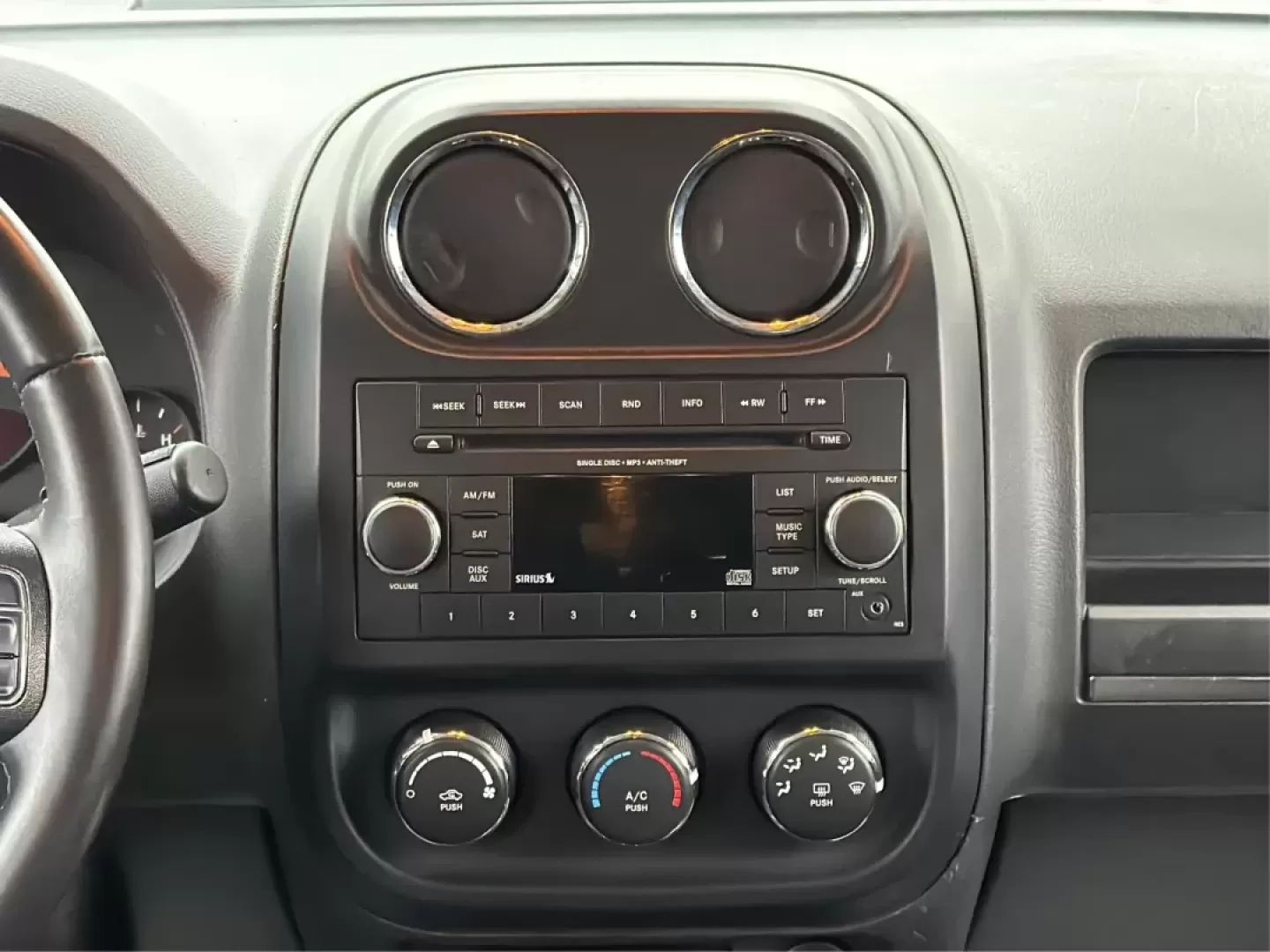 2016 Jeep Patriot Latitude (1C4NJRFB1GD) with an 2.4L I-4 DOHC engine, located at 1184 Kauffman Ave, Fairborn, OH, 45324, (937) 908-9800, 39.807072, -84.030914 - ### Discover Your Next Adventure with the 2016 Jeep Patriot Latitude at Advantage Car and Credit Fairborn<br /> <br /> Embrace the freedom of the open road with the remarkable 2016 Jeep Patriot Latitude, available now at Advantage Car and Credit in Fairborn, OH. This versatile SUV is ideal for thos - Photo#13