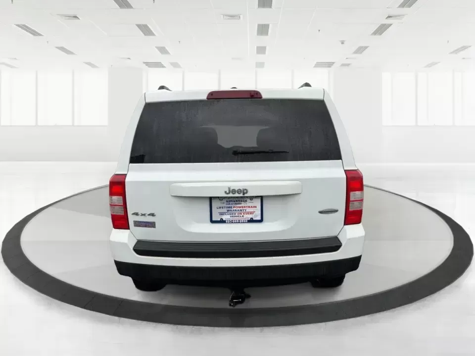 2016 Jeep Patriot Latitude (1C4NJRFB1GD) with an 2.4L I-4 DOHC engine, Automatic transmission, located at 880 E. National Road, Vandalia, OH, 45377, (937) 908-9800, 39.891918, -84.183594 - ### Discover Your Next Adventure with the 2016 Jeep Patriot Latitude at Advantage Car and Credit Fairborn<br /> <br /> Embrace the freedom of the open road with the remarkable 2016 Jeep Patriot Latitude, available now at Advantage Car and Credit in Fairborn, OH. This versatile SUV is ideal for thos - Photo#3