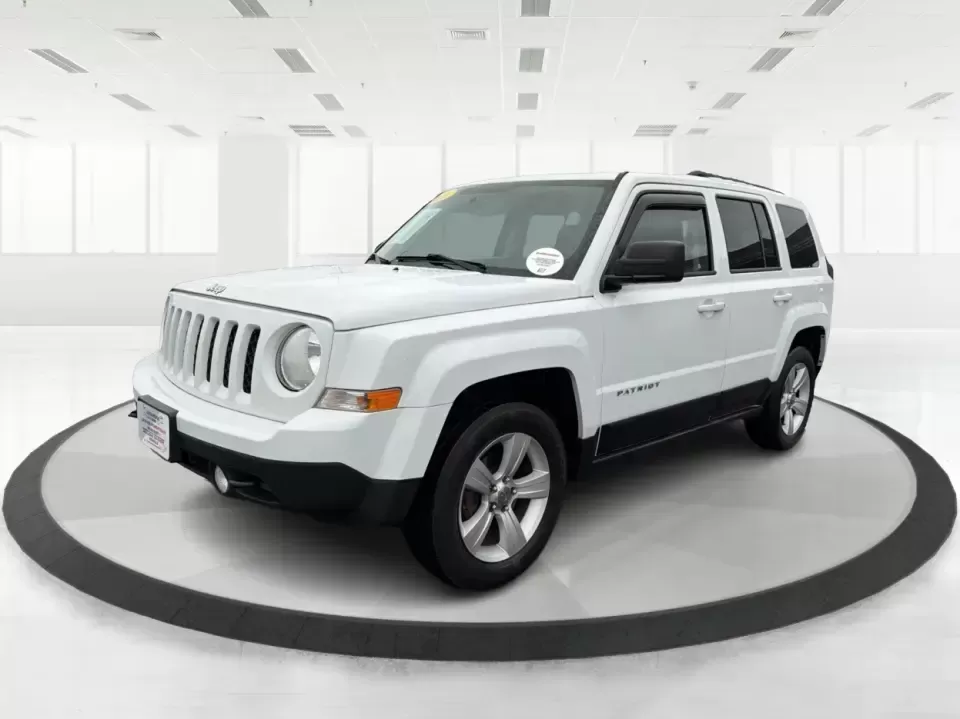 2016 Jeep Patriot Latitude (1C4NJRFB1GD) with an 2.4L I-4 DOHC engine, Automatic transmission, located at 880 E. National Road, Vandalia, OH, 45377, (937) 908-9800, 39.891918, -84.183594 - ### Discover Your Next Adventure with the 2016 Jeep Patriot Latitude at Advantage Car and Credit Fairborn<br /> <br /> Embrace the freedom of the open road with the remarkable 2016 Jeep Patriot Latitude, available now at Advantage Car and Credit in Fairborn, OH. This versatile SUV is ideal for thos - Photo#8