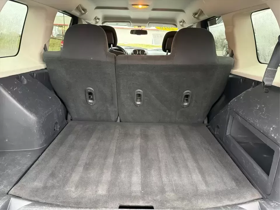 2016 Jeep Patriot Latitude (1C4NJRFB1GD) with an 2.4L I-4 DOHC engine, Automatic transmission, located at 880 E. National Road, Vandalia, OH, 45377, (937) 908-9800, 39.891918, -84.183594 - ### Discover Your Next Adventure with the 2016 Jeep Patriot Latitude at Advantage Car and Credit Fairborn<br /> <br /> Embrace the freedom of the open road with the remarkable 2016 Jeep Patriot Latitude, available now at Advantage Car and Credit in Fairborn, OH. This versatile SUV is ideal for thos - Photo#12