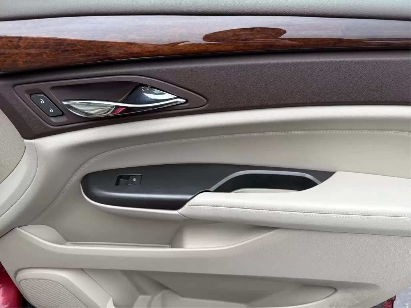 2012 Cadillac SRX Luxury Collection (3GYFNDE30CS) with an 3.6L V-6 gasoline direct injection engine, located at 8750 N County Rd 25A, Piqua, OH, 45356, (937) 908-9800, 40.164391, -84.232513 - **Elevate Your Daily Drive with the 2012 Cadillac SRX Luxury Collection!**<br /> <br /> Are you ready to upgrade your lifestyle with a vehicle that combines style, comfort, and versatility? The 2012 Cadillac SRX Luxury Collection is perfect for those who want an SUV that can manage everything from d - Photo#20