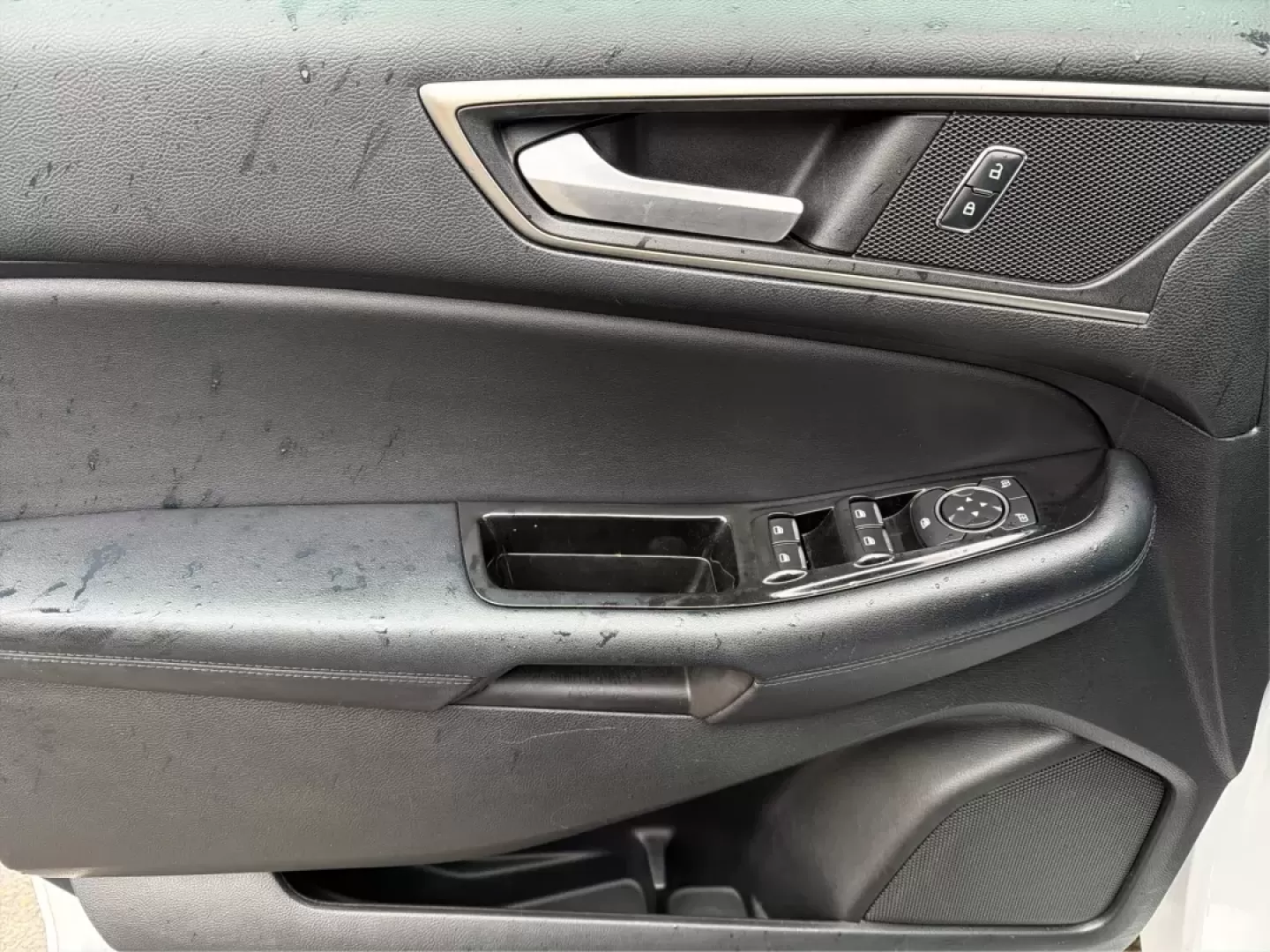 2016 Ford Edge SEL (2FMPK3J98GB) with an Other engine, located at 1099 N County Rd 25A , Troy, OH, 45373, (937) 908-9800, 40.057079, -84.212883 - ### Experience Comfort and Versatility in the 2016 Ford Edge SEL at Advantage Car and Credit - Troy<br /> <br /> Looking for the perfect blend of style, comfort, and functionality? The 2016 Ford Edge SEL, available at Advantage Car and Credit in Troy, OH, is tailored for those who lead an active lif - Photo#19