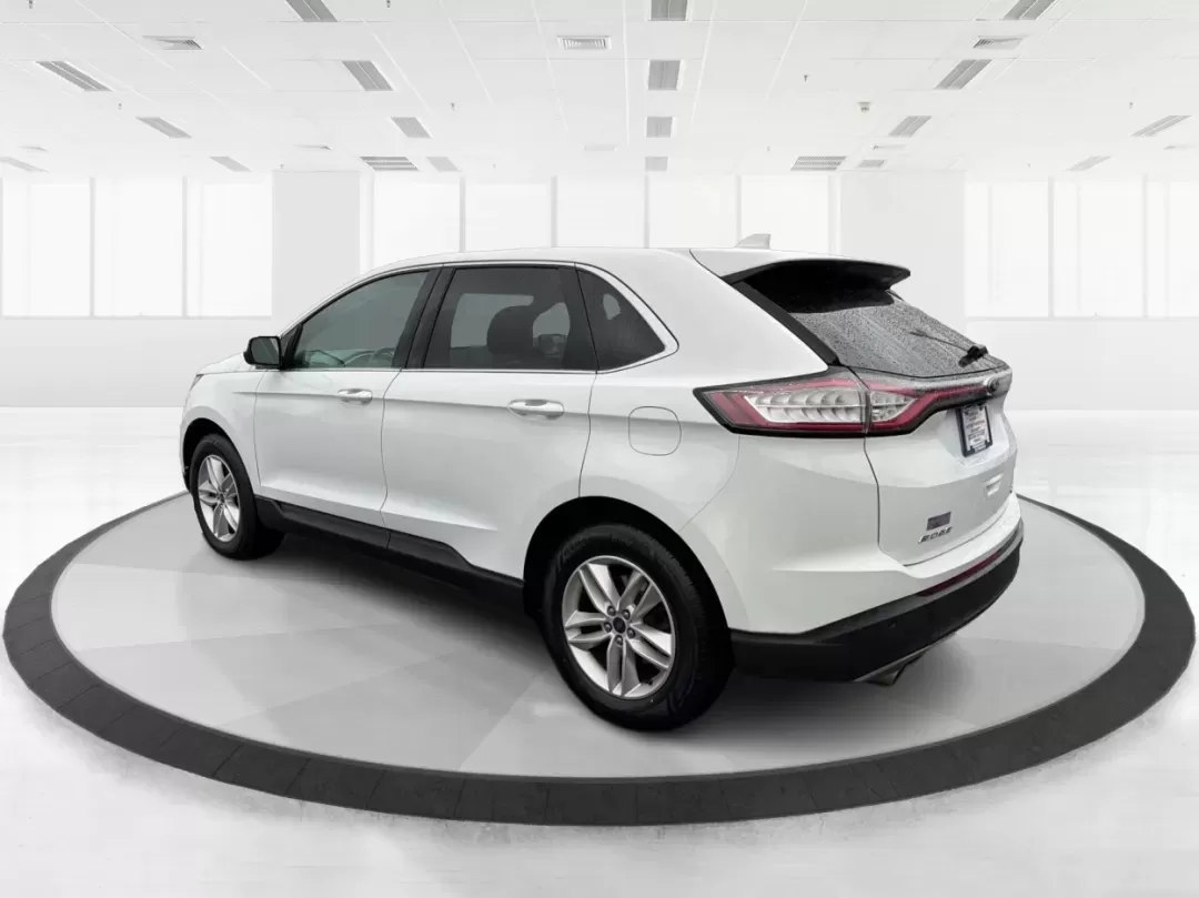 2016 Ford Edge SEL (2FMPK3J98GB) with an 2.0L L4 DOHC 16V engine, 6A transmission, located at 8750 N County Rd 25A, Piqua, OH, 45356, (937) 908-9800, 40.164391, -84.232513 - ### Experience Comfort and Versatility in the 2016 Ford Edge SEL at Advantage Car and Credit - Troy<br /> <br /> Looking for the perfect blend of style, comfort, and functionality? The 2016 Ford Edge SEL, available at Advantage Car and Credit in Troy, OH, is tailored for those who lead an active lif - Photo#4