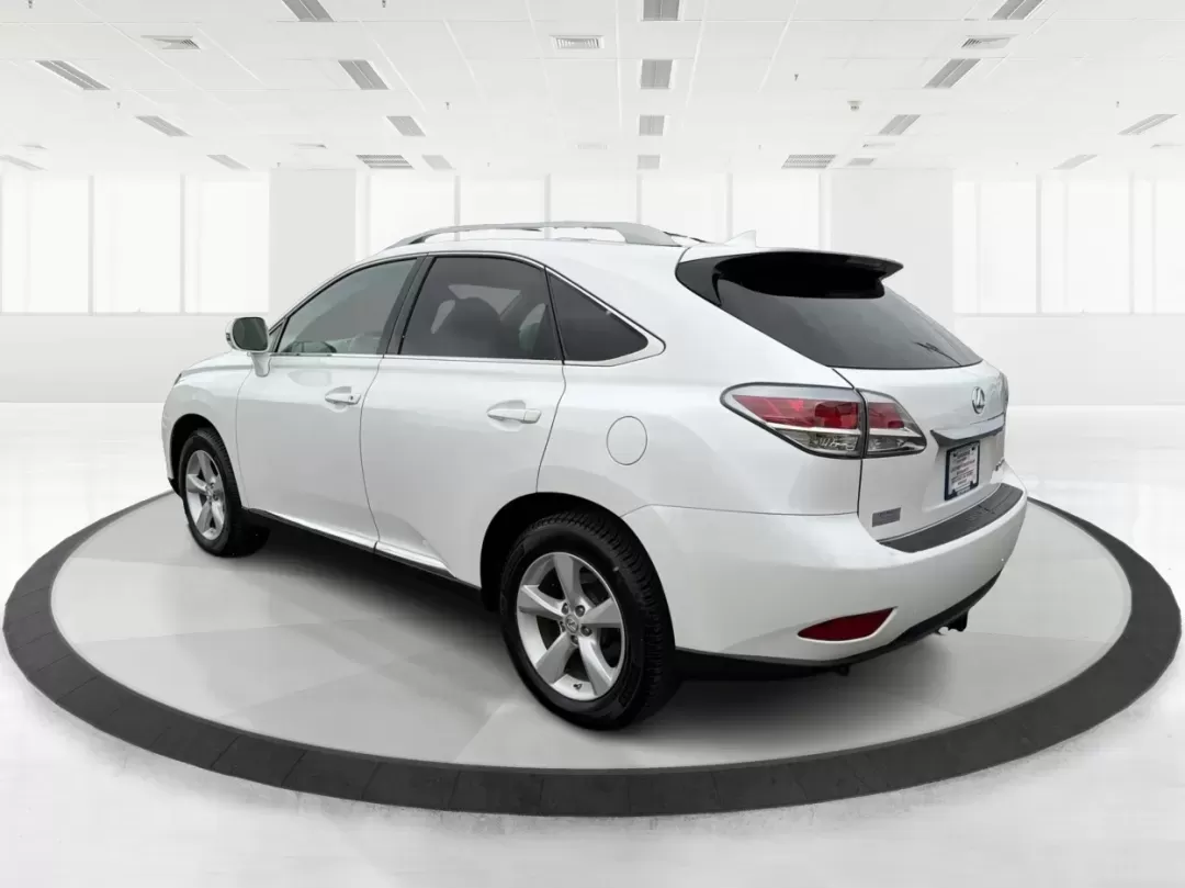 2015 Lexus RX 350 F Sport | Crafted Line (2T2BK1BA3FC) with an 3.5L V-6 DOHC engine, located at 880 E. National Road, Vandalia, OH, 45377, (937) 908-9800, 39.891918, -84.183594 - **Elevate Your Drive with the 2015 Lexus RX 350 Perfect for Family Adventures and Daily Commutes!**<br /> <br /> Are you ready to enhance your lifestyle with a vehicle that combines luxury, performance, and reliability? Look no further than the stunning 2015 Lexus RX 350 at Advantage Car and Credit - Photo#4