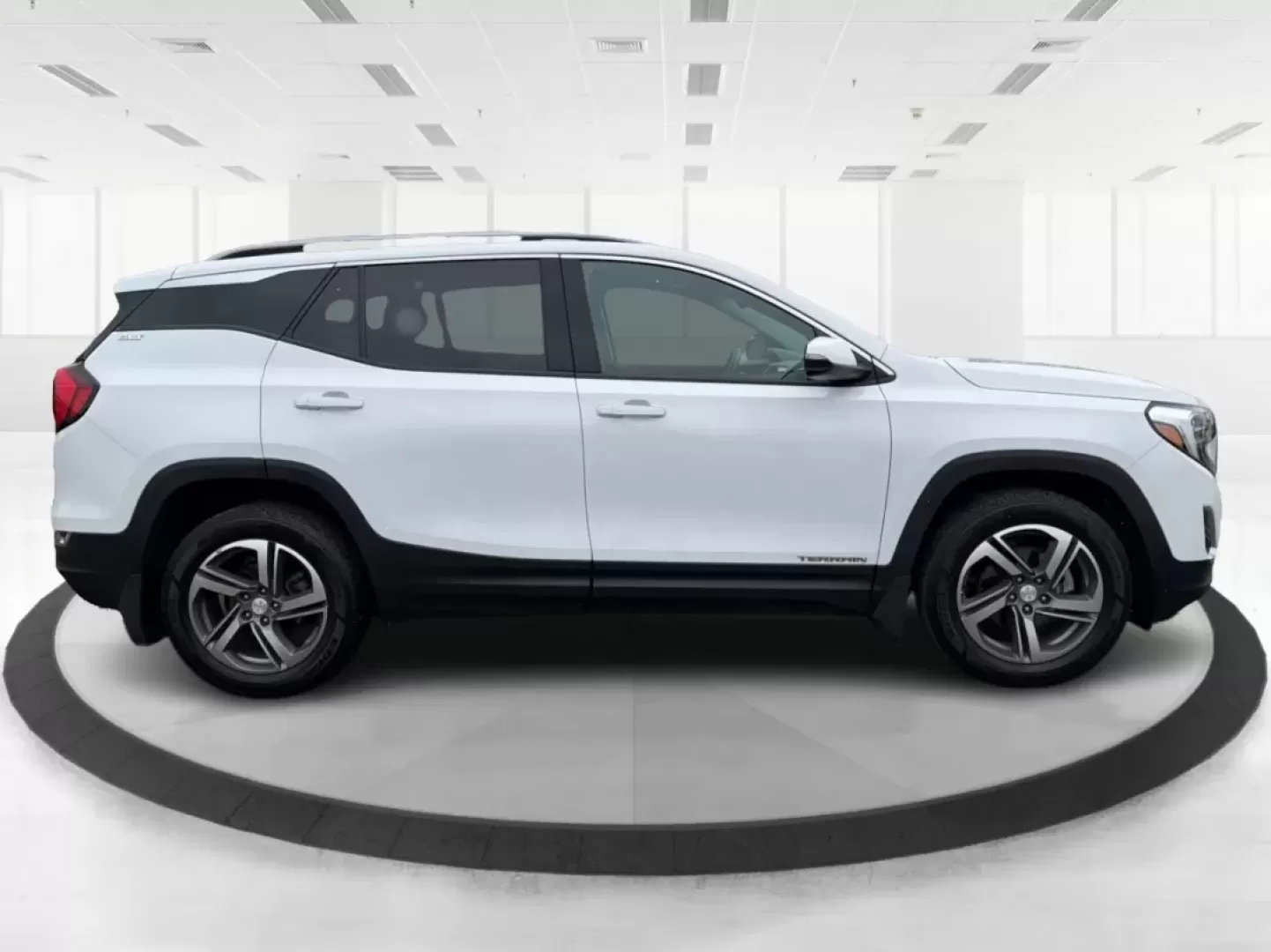 2019 GMC Terrain SLT (3GKALVEVXKL) with an Other engine, located at 8750 N County Rd 25A, Piqua, OH, 45356, (937) 908-9800, 40.164391, -84.232513 - ### Embrace Adventure with the 2019 GMC Terrain SLT Perfect for Your Active Lifestyle!<br /> <br /> Are you ready to elevate your journeys, whether it's a weekend escape to the scenic Miami and Erie Canal or a daily commute through the vibrant streets of Piqua, OH? Meet the 2019 GMC Terrain SLT, an - Photo#1