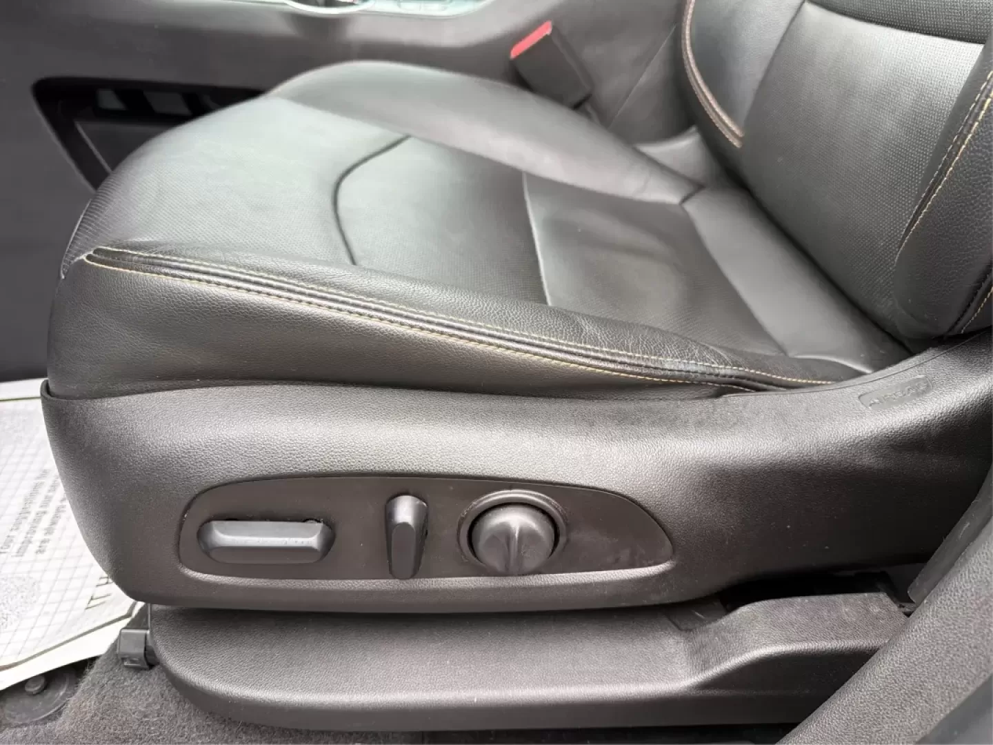 2019 GMC Terrain SLT (3GKALVEVXKL) with an Other engine, located at 8750 N County Rd 25A, Piqua, OH, 45356, (937) 908-9800, 40.164391, -84.232513 - ### Embrace Adventure with the 2019 GMC Terrain SLT Perfect for Your Active Lifestyle!<br /> <br /> Are you ready to elevate your journeys, whether it's a weekend escape to the scenic Miami and Erie Canal or a daily commute through the vibrant streets of Piqua, OH? Meet the 2019 GMC Terrain SLT, an - Photo#18