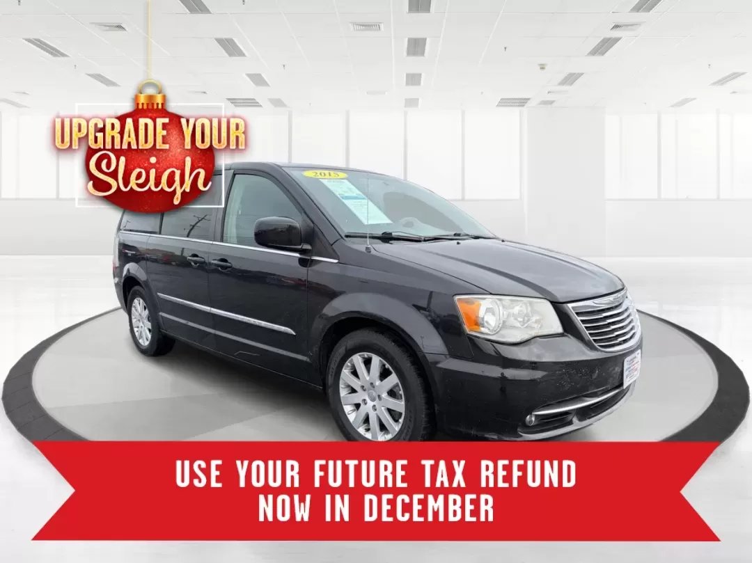 2015 Chrysler Town and Country Touring (2C4RC1BGXFR) with an 3.6L V-6 DOHC engine, located at 401 Woodman Dr, Riverside, OH, 45431, (937) 908-9800, 39.760899, -84.123421 - Are you a growing family searching for the perfect vehicle that effortlessly balances comfort, space, and style? Look no further! Advantage Car and Credit in Riverside, OH, is thrilled to present this stunning **2015 Chrysler Town and Country Touring**, designed for family adventures and daily com - Photo#0