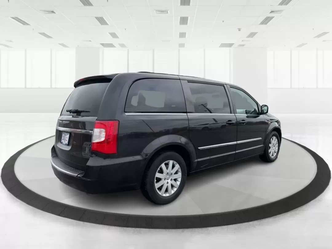 2015 Chrysler Town and Country Touring (2C4RC1BGXFR) with an 3.6L V-6 DOHC engine, 6-Speed Automatic transmission, located at 8750 N County Rd 25A, Piqua, OH, 45356, (937) 908-9800, 40.164391, -84.232513 - Are you a growing family searching for the perfect vehicle that effortlessly balances comfort, space, and style? Look no further! Advantage Car and Credit in Riverside, OH, is thrilled to present this stunning **2015 Chrysler Town and Country Touring**, designed for family adventures and daily com - Photo#2