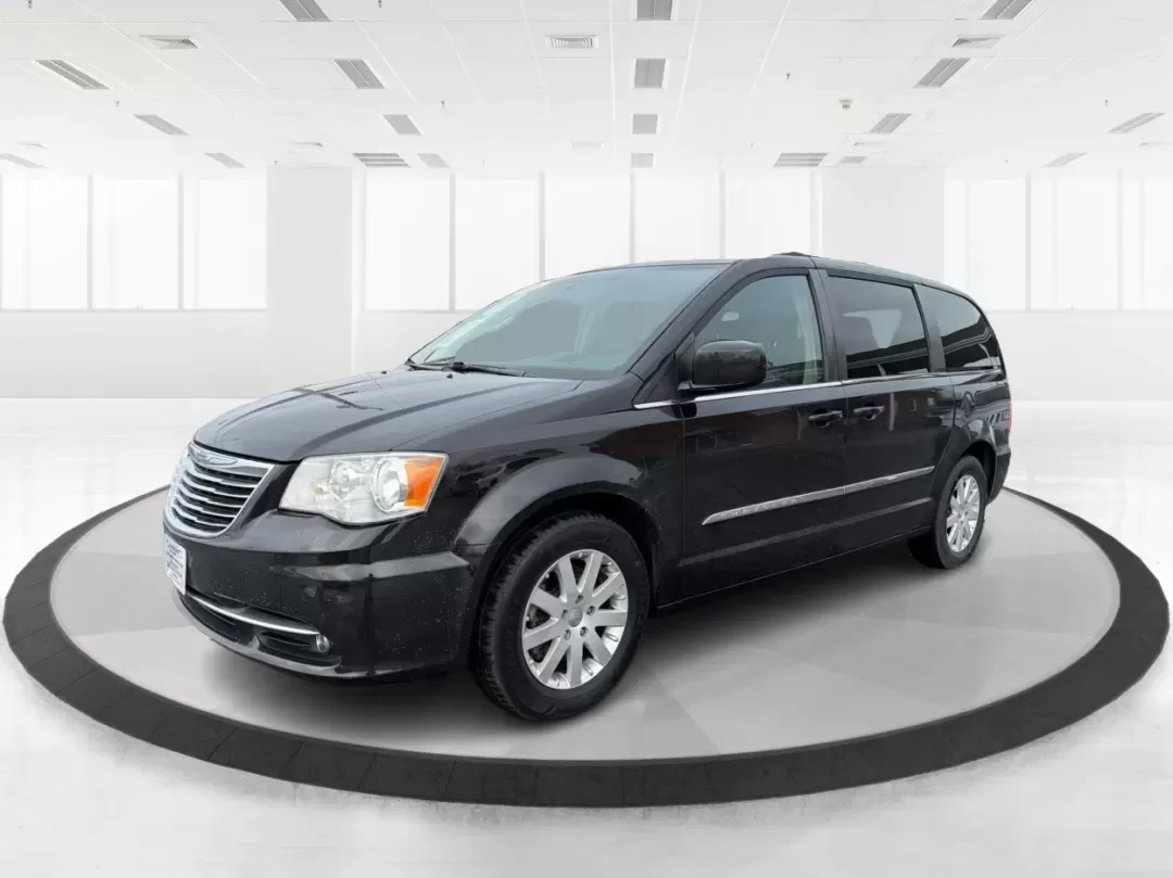 2015 Chrysler Town and Country Touring (2C4RC1BGXFR) with an 3.6L V-6 DOHC engine, 6-Speed Automatic transmission, located at 8750 N County Rd 25A, Piqua, OH, 45356, (937) 908-9800, 40.164391, -84.232513 - Are you a growing family searching for the perfect vehicle that effortlessly balances comfort, space, and style? Look no further! Advantage Car and Credit in Riverside, OH, is thrilled to present this stunning **2015 Chrysler Town and Country Touring**, designed for family adventures and daily com - Photo#8