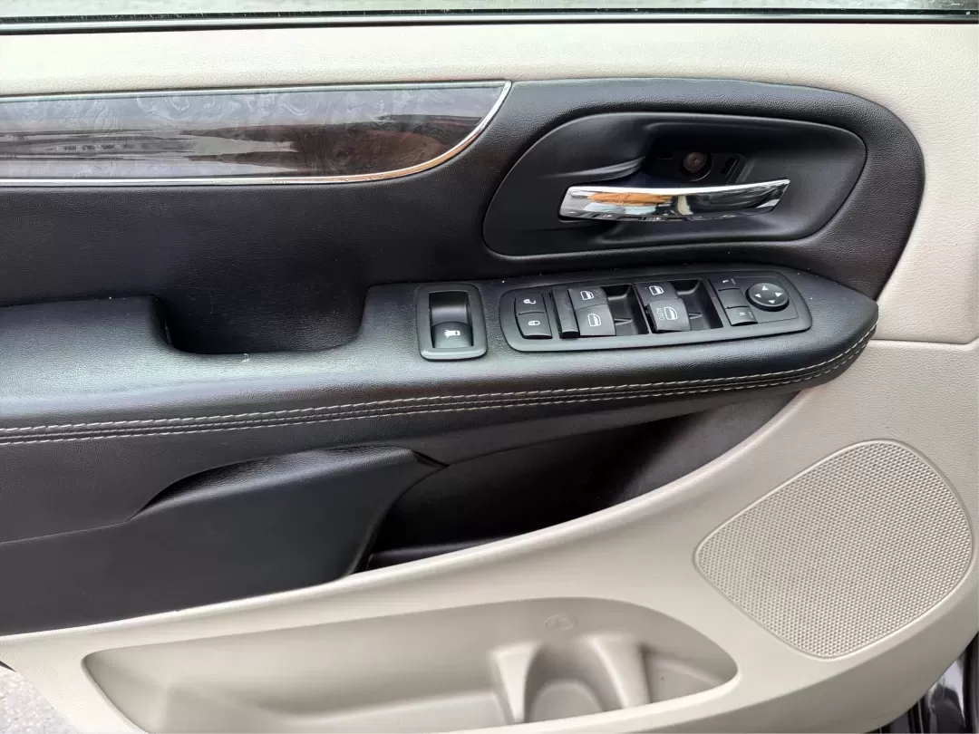 2015 Chrysler Town and Country Touring (2C4RC1BGXFR) with an 3.6L V-6 DOHC engine, 6-Speed Automatic transmission, located at 8750 N County Rd 25A, Piqua, OH, 45356, (937) 908-9800, 40.164391, -84.232513 - Are you a growing family searching for the perfect vehicle that effortlessly balances comfort, space, and style? Look no further! Advantage Car and Credit in Riverside, OH, is thrilled to present this stunning **2015 Chrysler Town and Country Touring**, designed for family adventures and daily com - Photo#19