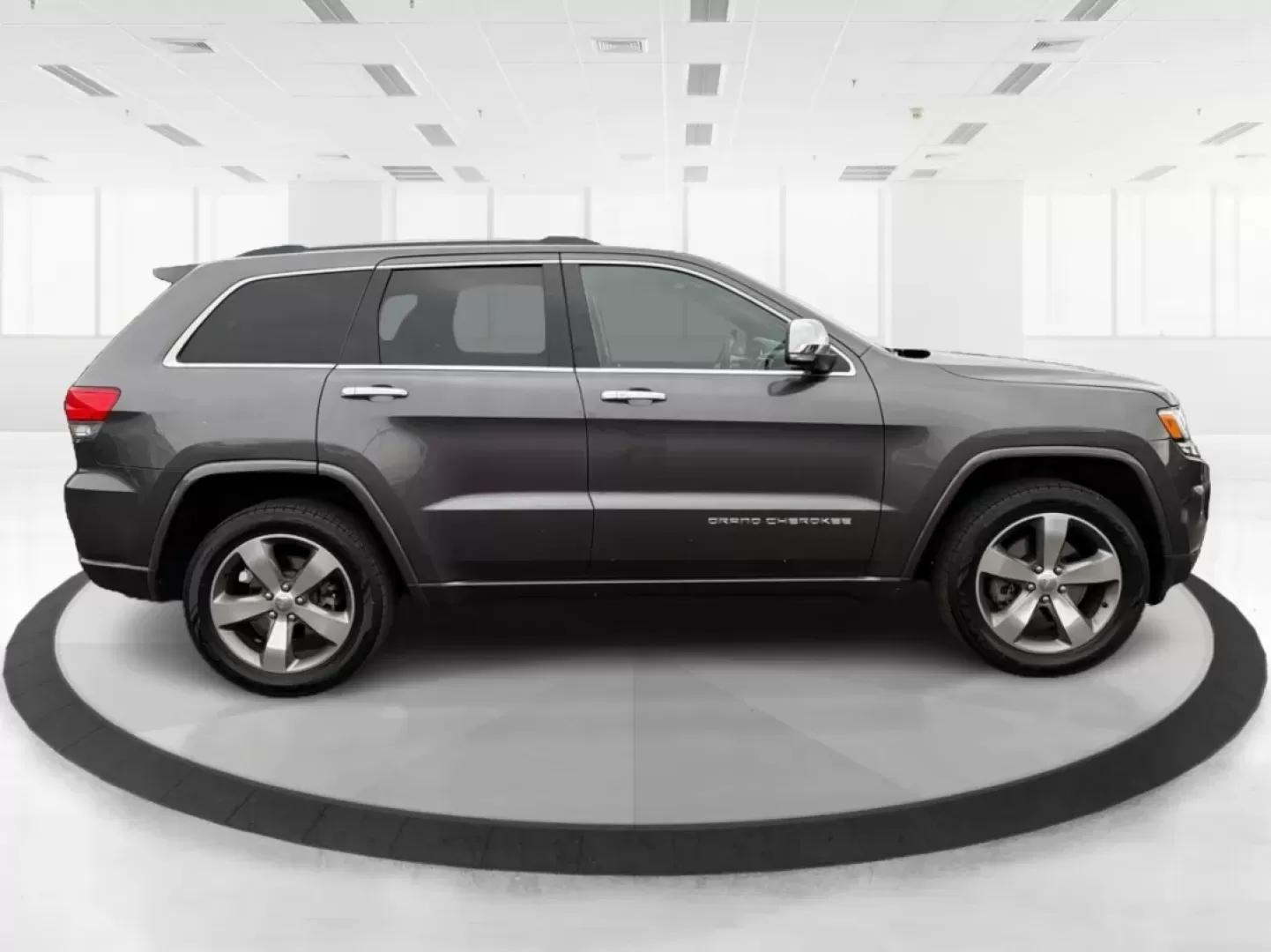 2015 Jeep Grand Cherokee Overland (1C4RJFCT6FC) with an Other engine, located at 1099 N County Rd 25A , Troy, OH, 45373, (937) 908-9800, 40.057079, -84.212883 - **Adventure Awaits: 2015 Jeep Grand Cherokee Overland - Your Perfect Family SUV!**<br /> <br /> If you're looking for a vehicle that perfectly balances comfort, style, and rugged capability, look no further than this stunning 2015 Jeep Grand Cherokee Overland. This SUV is not just a mode of transpor - Photo#1