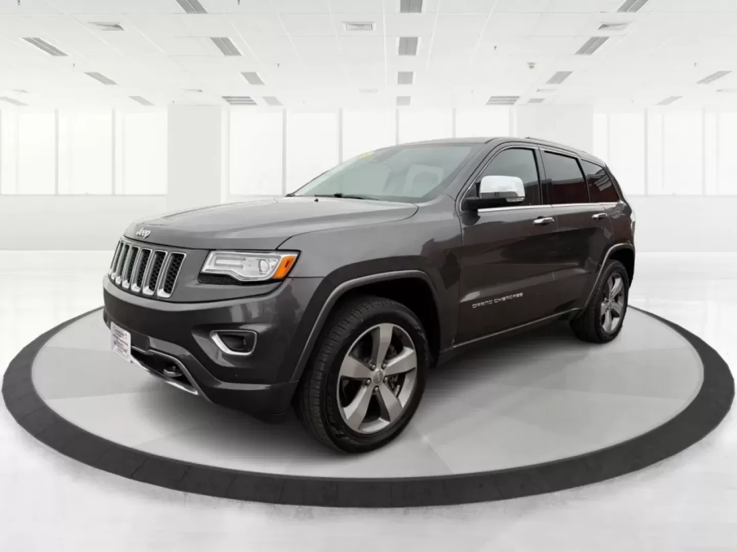 2015 Jeep Grand Cherokee Overland (1C4RJFCT6FC) with an Other engine, located at 1099 N County Rd 25A , Troy, OH, 45373, (937) 908-9800, 40.057079, -84.212883 - **Adventure Awaits: 2015 Jeep Grand Cherokee Overland - Your Perfect Family SUV!**<br /> <br /> If you're looking for a vehicle that perfectly balances comfort, style, and rugged capability, look no further than this stunning 2015 Jeep Grand Cherokee Overland. This SUV is not just a mode of transpor - Photo#8