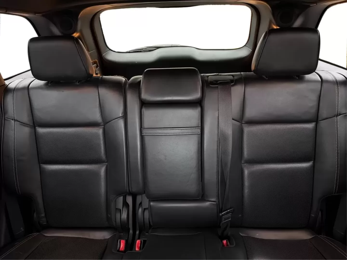 2015 Jeep Grand Cherokee Overland (1C4RJFCT6FC) with an Other engine, located at 1099 N County Rd 25A , Troy, OH, 45373, (937) 908-9800, 40.057079, -84.212883 - **Adventure Awaits: 2015 Jeep Grand Cherokee Overland - Your Perfect Family SUV!**<br /> <br /> If you're looking for a vehicle that perfectly balances comfort, style, and rugged capability, look no further than this stunning 2015 Jeep Grand Cherokee Overland. This SUV is not just a mode of transpor - Photo#14