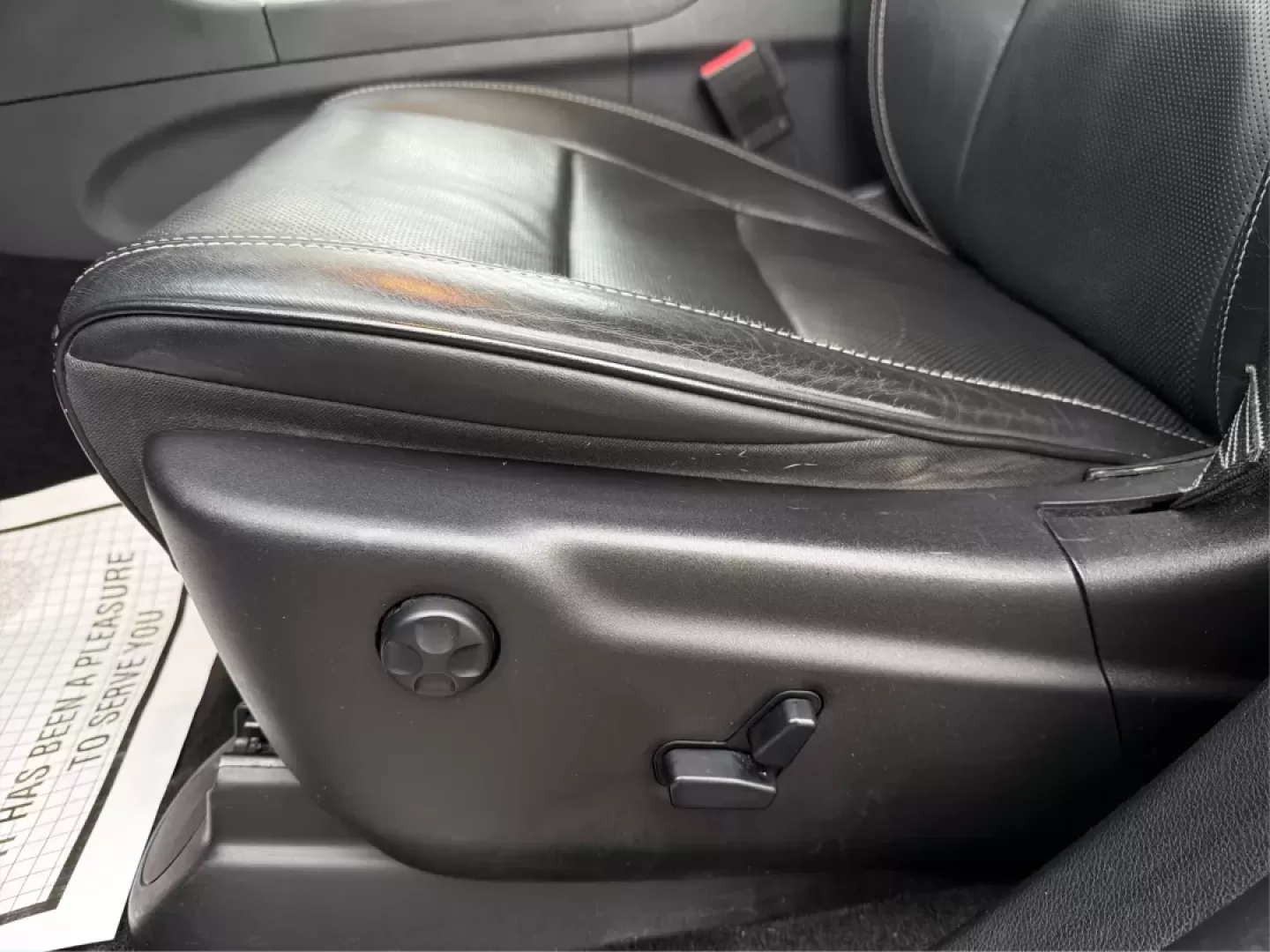 2015 Jeep Grand Cherokee Overland (1C4RJFCT6FC) with an Other engine, located at 1099 N County Rd 25A , Troy, OH, 45373, (937) 908-9800, 40.057079, -84.212883 - **Adventure Awaits: 2015 Jeep Grand Cherokee Overland - Your Perfect Family SUV!**<br /> <br /> If you're looking for a vehicle that perfectly balances comfort, style, and rugged capability, look no further than this stunning 2015 Jeep Grand Cherokee Overland. This SUV is not just a mode of transpor - Photo#18