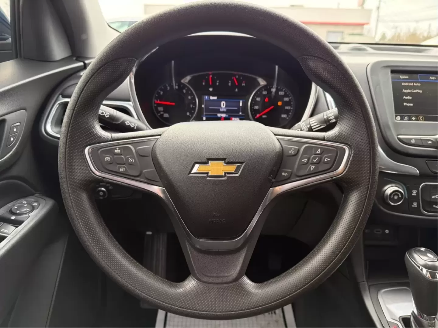 2019 Chevrolet Equinox LT (2GNAXKEV8K6) with an 1.5L I-4 gasoline direct injection engine, located at 880 E. National Road, Vandalia, OH, 45377, (937) 908-9800, 39.891918, -84.183594 - **Adventure Awaits with the 2019 Chevrolet Equinox LT at Advantage Car and Credit - Vandalia!**<br /> <br /> Discover the freedom of the open road with the 2019 Chevrolet Equinox LT, the perfect vehicle for your next adventure or daily commute. Whether you're navigating the bustling streets of Vanda - Photo#16