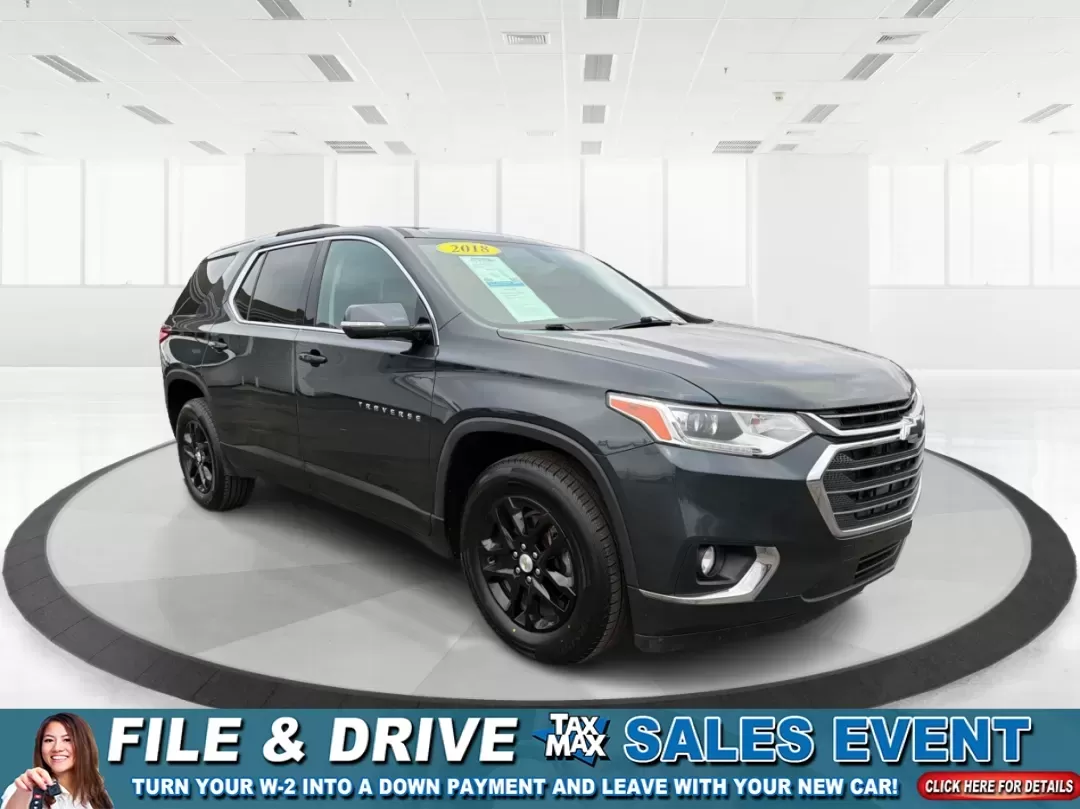 2018 Chevrolet Traverse 1LT (1GNERGKW6JJ) with an 3.6L V-6 gasoline direct injection engine, located at 1230 East Main St, Xenia, OH, 45385, (937) 908-9800, 39.688026, -83.910172 - Are you ready to elevate your family's adventures, all while cruising in unparalleled comfort and style? Look no further than this stunning 2018 Chevrolet Traverse 1LT, now available at Advantage Car and Credit in Fairborn, OH! With ample space, cutting-edge technology, and a robust engine, this SUV - Photo#0