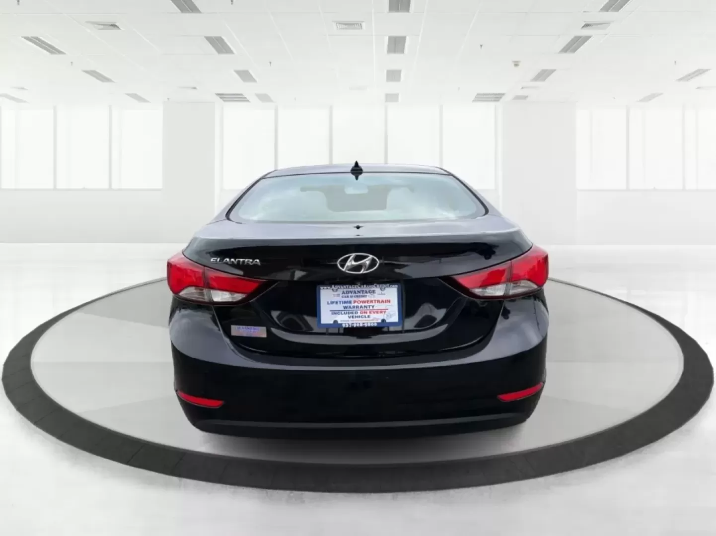 2016 Hyundai Elantra Value Edition (KMHDH4AE8GU) with an Nu 1.8L I-4 DOHC engine, located at 1230 East Main St, Xenia, OH, 45385, (937) 908-9800, 39.688026, -83.910172 - **Discover Your Next Adventure with the 2016 Hyundai Elantra at Advantage Car and Credit in Xenia, OH!**<br /> <br /> Are you in search of a reliable vehicle that seamlessly fits your daily lifestyle? Look no further than the 2016 Hyundai Elantra Value Edition, available at Advantage Car and Credit - Photo#3