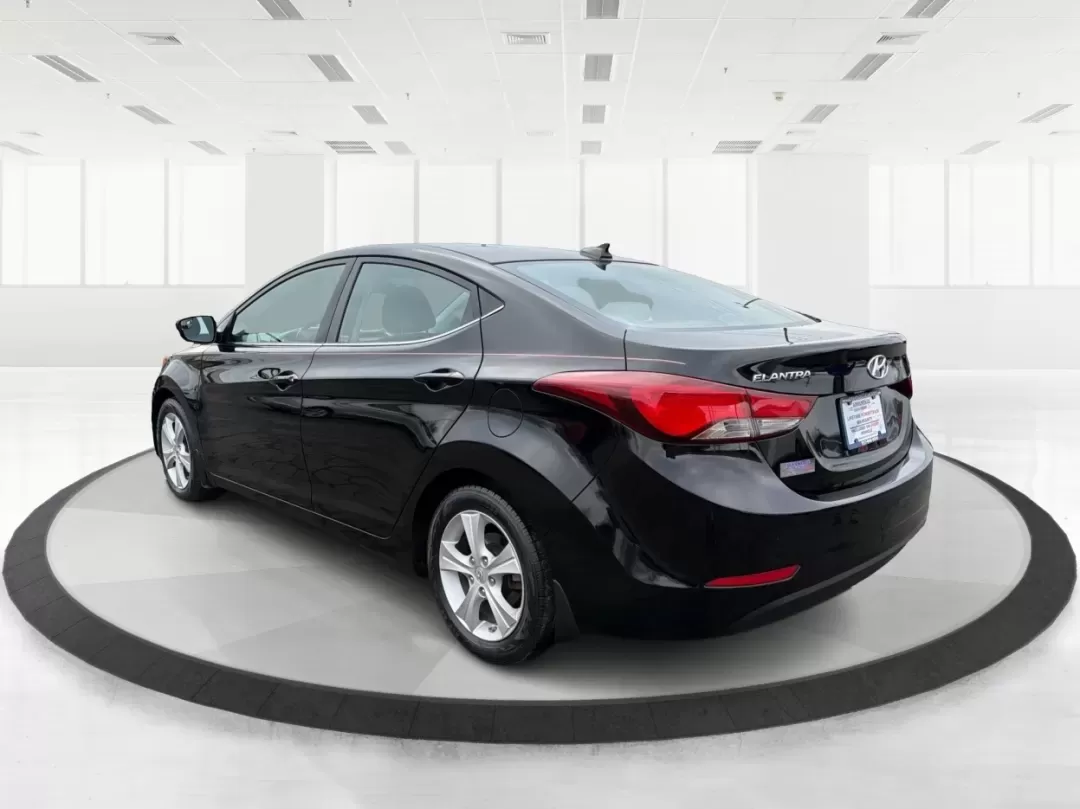 2016 Hyundai Elantra Value Edition (KMHDH4AE8GU) with an Nu 1.8L I-4 DOHC engine, located at 1230 East Main St, Xenia, OH, 45385, (937) 908-9800, 39.688026, -83.910172 - **Discover Your Next Adventure with the 2016 Hyundai Elantra at Advantage Car and Credit in Xenia, OH!**<br /> <br /> Are you in search of a reliable vehicle that seamlessly fits your daily lifestyle? Look no further than the 2016 Hyundai Elantra Value Edition, available at Advantage Car and Credit - Photo#4