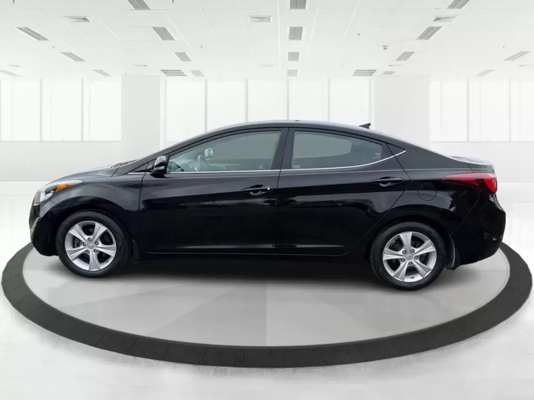 2016 Hyundai Elantra Value Edition (KMHDH4AE8GU) with an Nu 1.8L I-4 DOHC engine, located at 1230 East Main St, Xenia, OH, 45385, (937) 908-9800, 39.688026, -83.910172 - **Discover Your Next Adventure with the 2016 Hyundai Elantra at Advantage Car and Credit in Xenia, OH!**<br /> <br /> Are you in search of a reliable vehicle that seamlessly fits your daily lifestyle? Look no further than the 2016 Hyundai Elantra Value Edition, available at Advantage Car and Credit - Photo#5